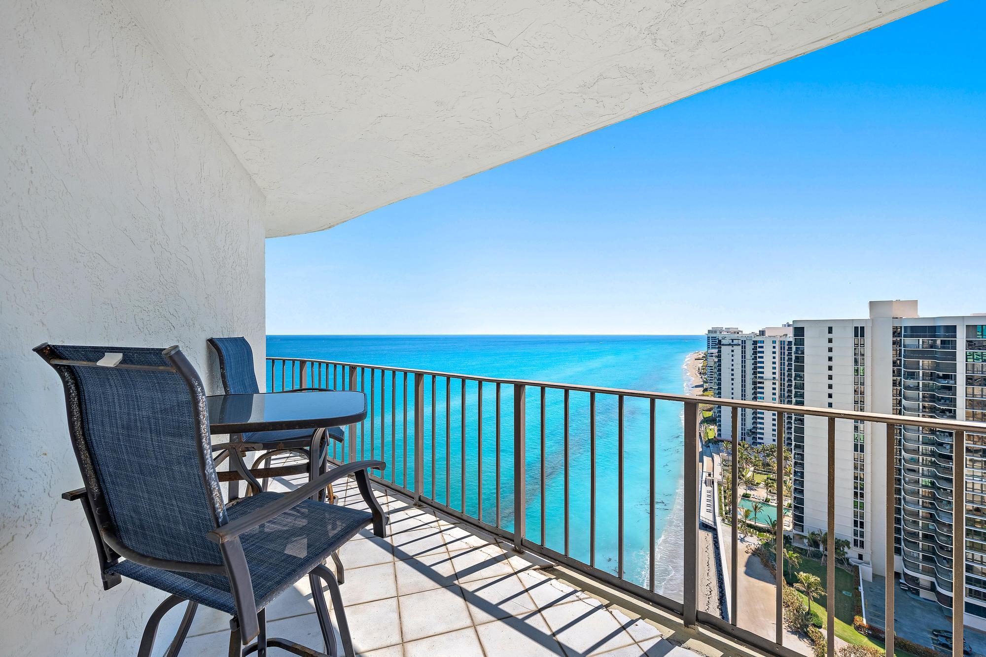 CONNEMARA CONDO - Residential