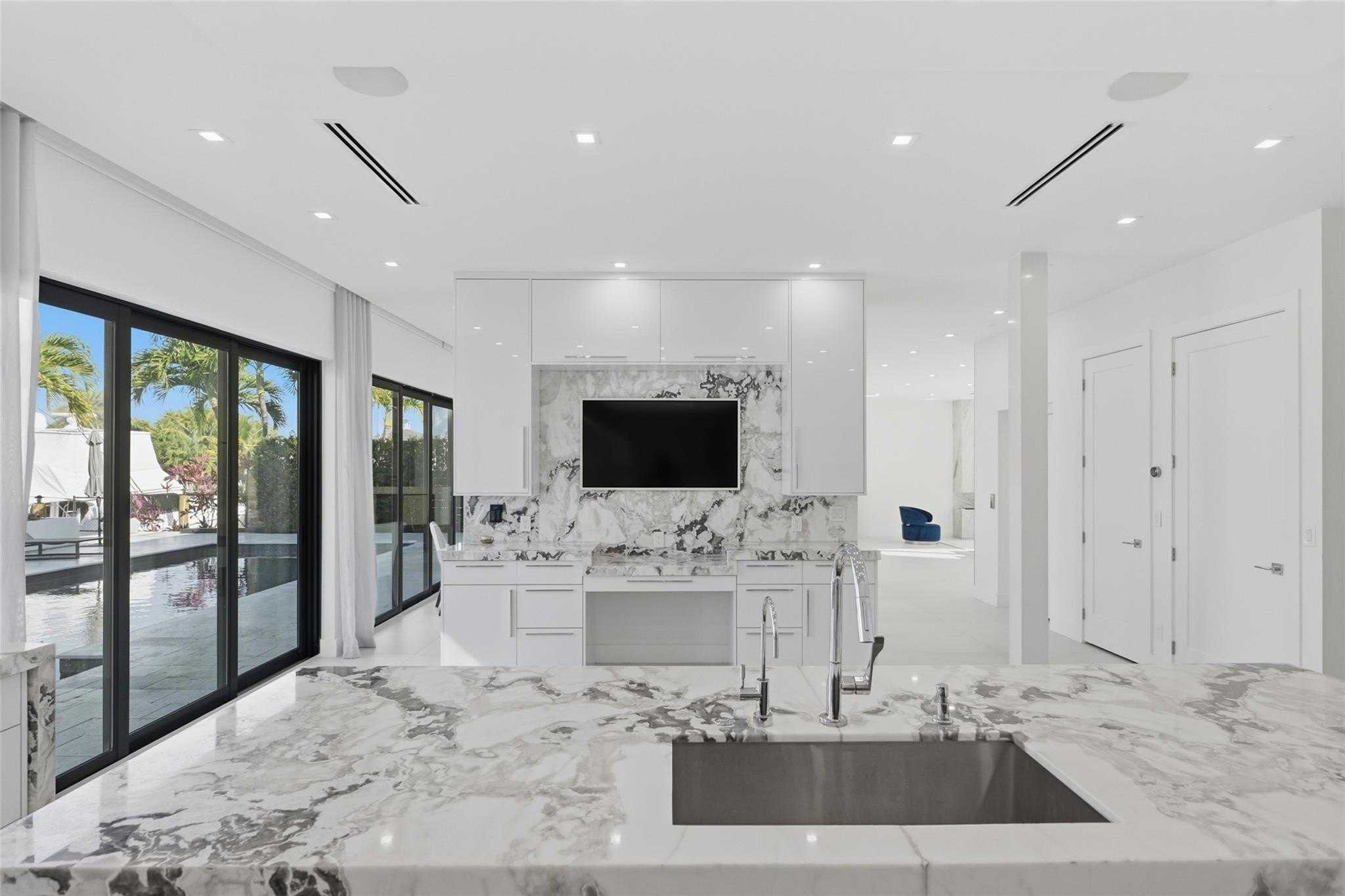 LAUDERDALE HARBORS SEC A RESUB - Residential