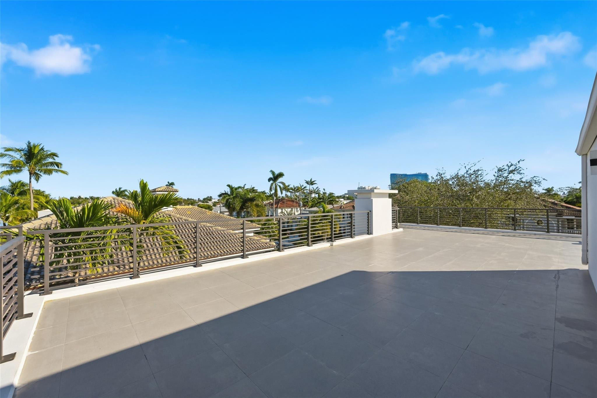 LAUDERDALE HARBORS SEC A RESUB - Residential