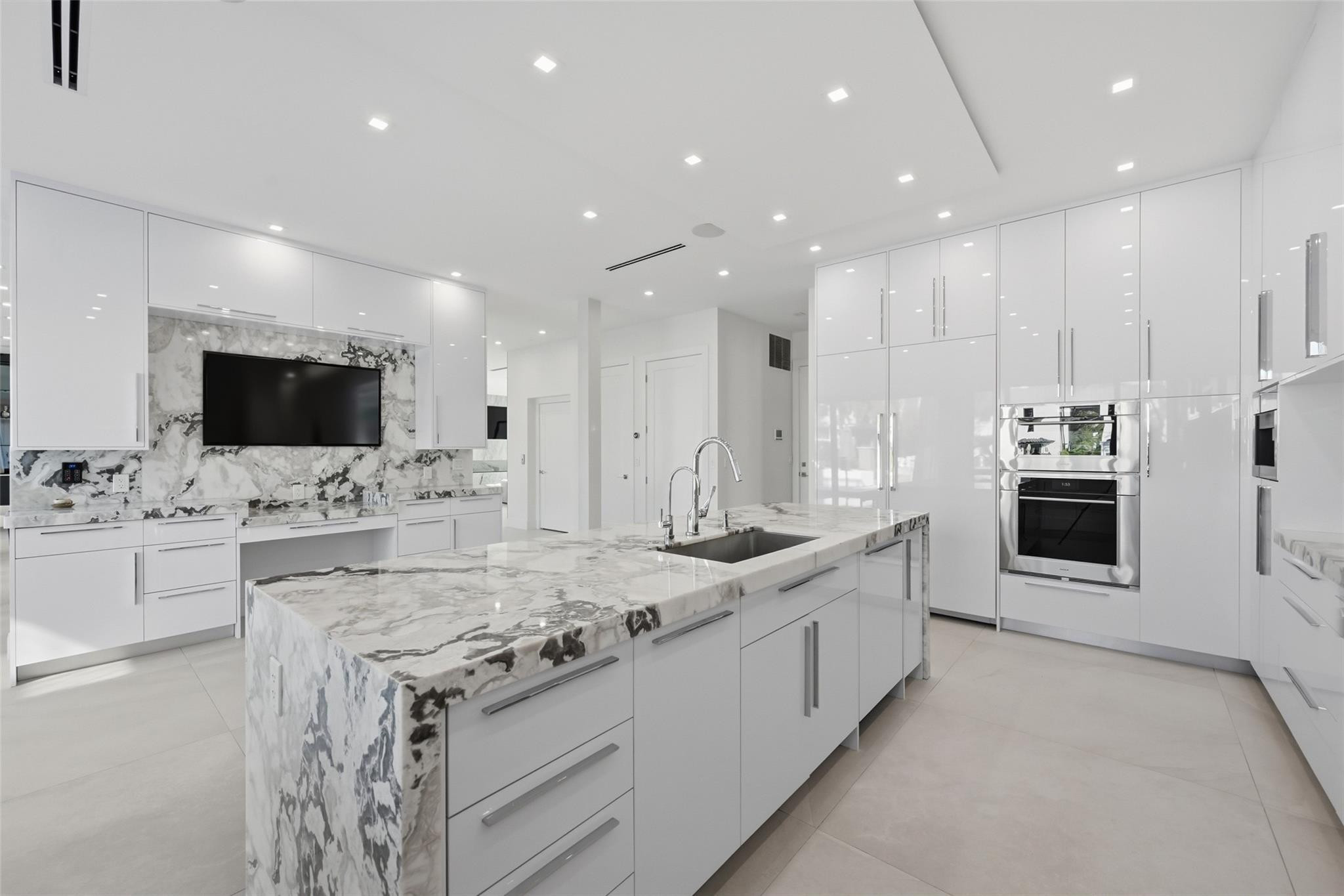 LAUDERDALE HARBORS SEC A RESUB - Residential