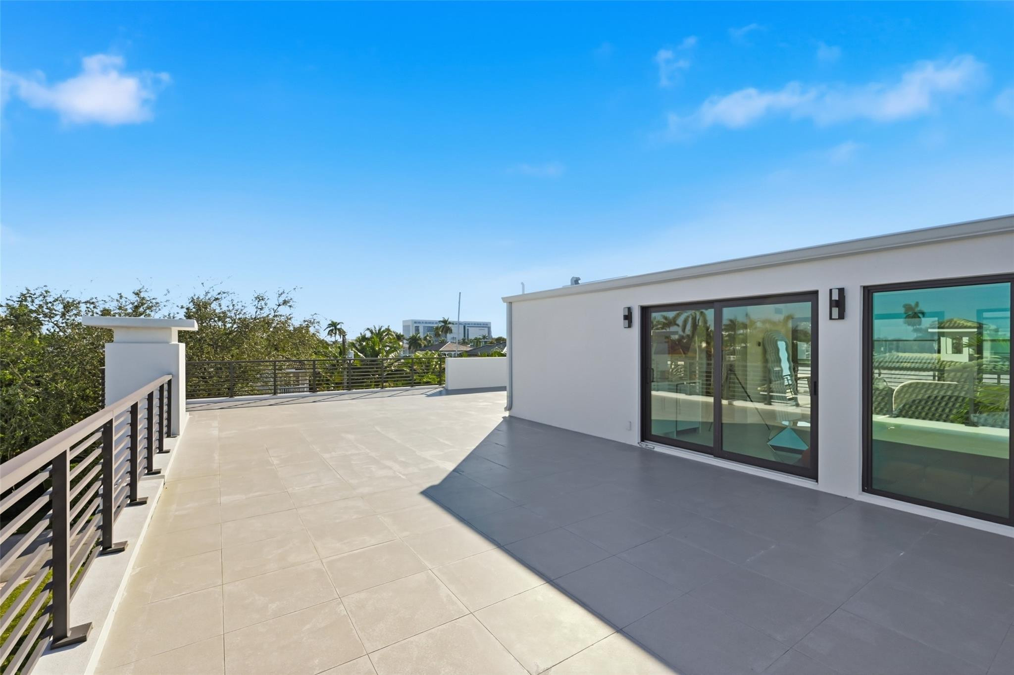 LAUDERDALE HARBORS SEC A RESUB - Residential