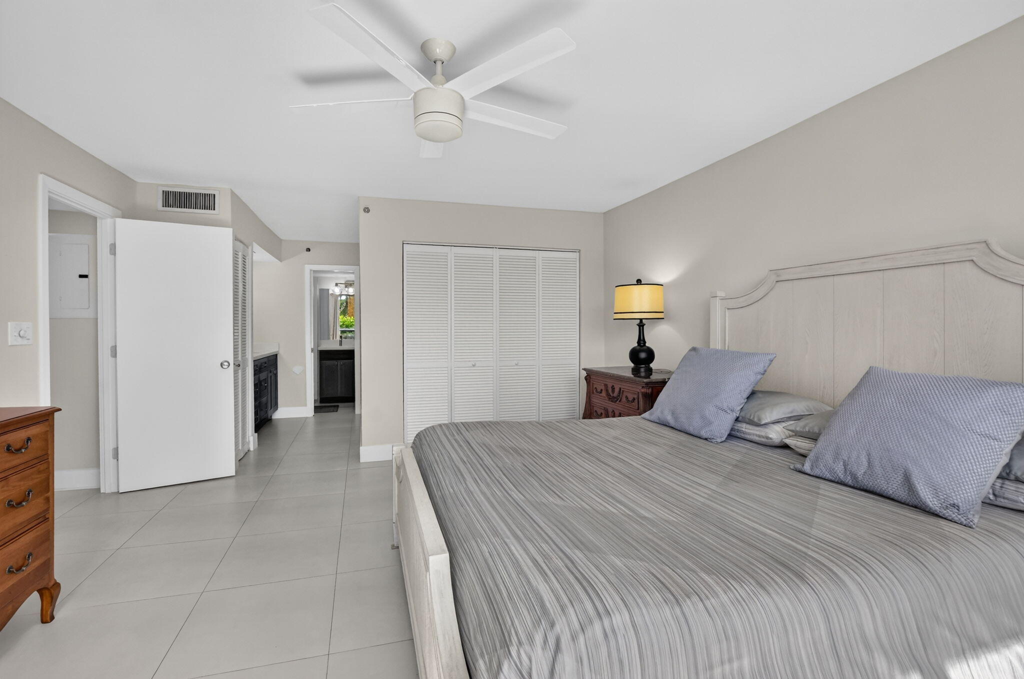PROMENADE AT BOCA POINTE CONDOS 1,2 AND 3 IN OR413 - Residential