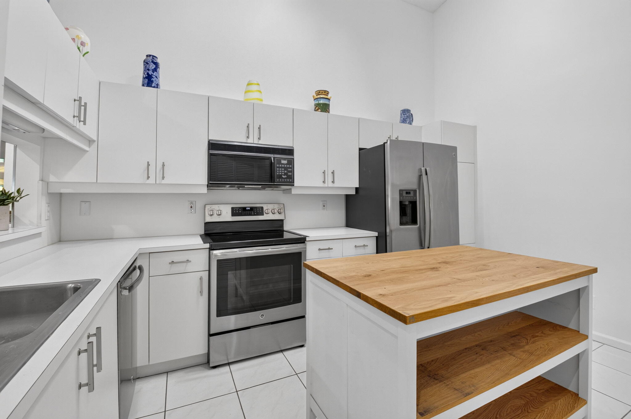 CLEARBROOK VILLAGE CONDO AT BANYAN SPRINGS - Residential
