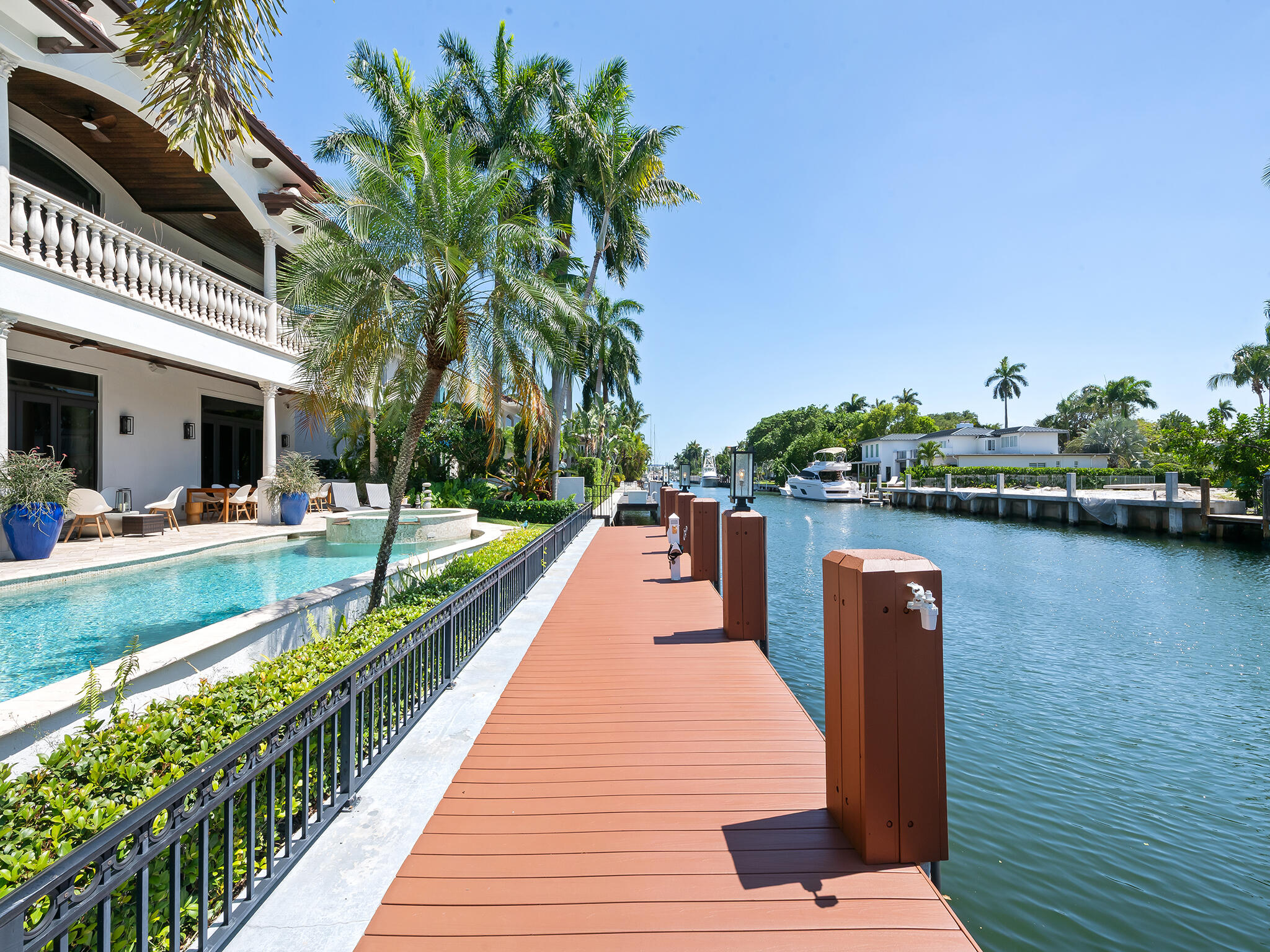 STILWELL ISLES - Residential