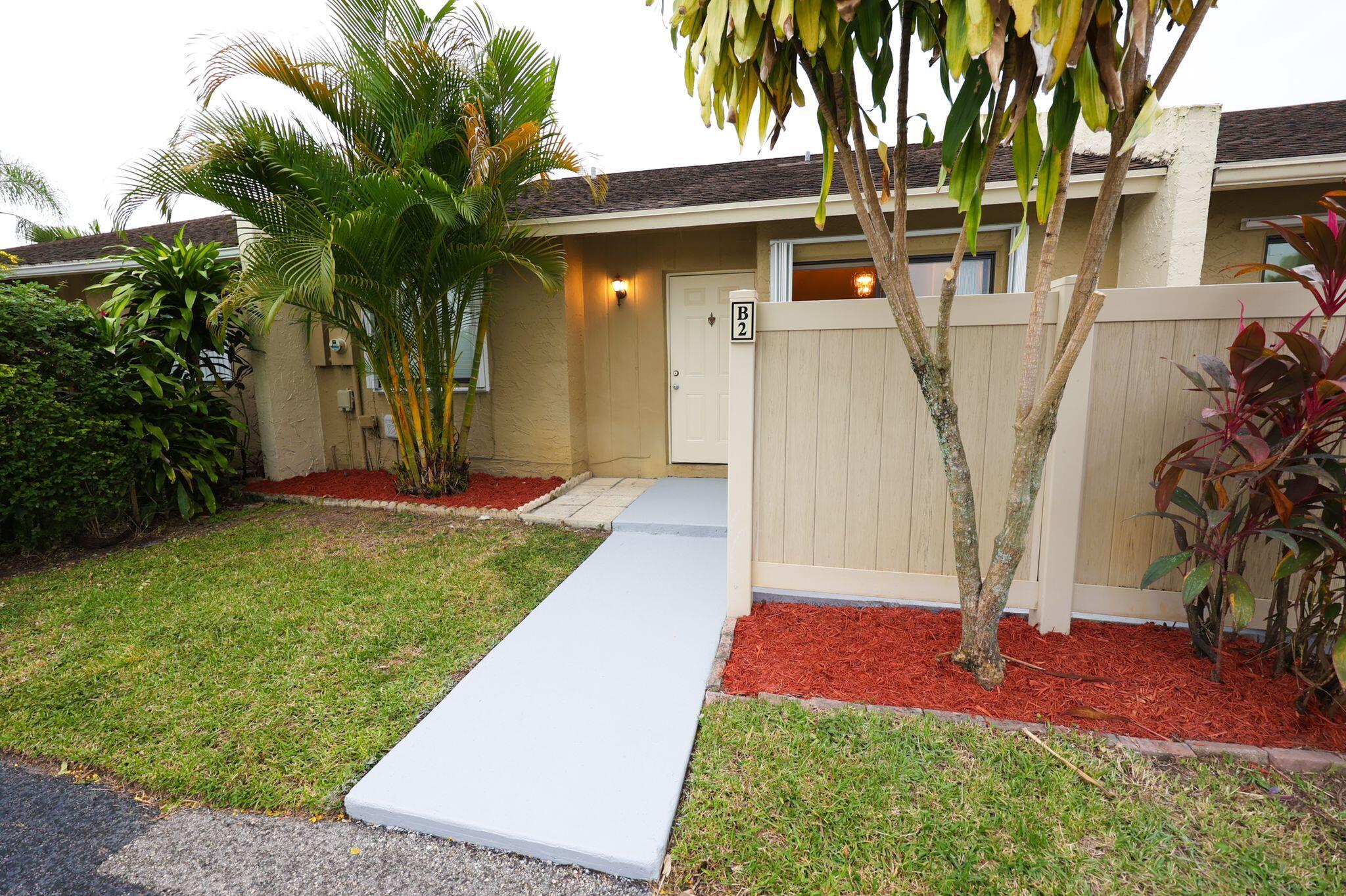 BOCA BEND - Residential Lease