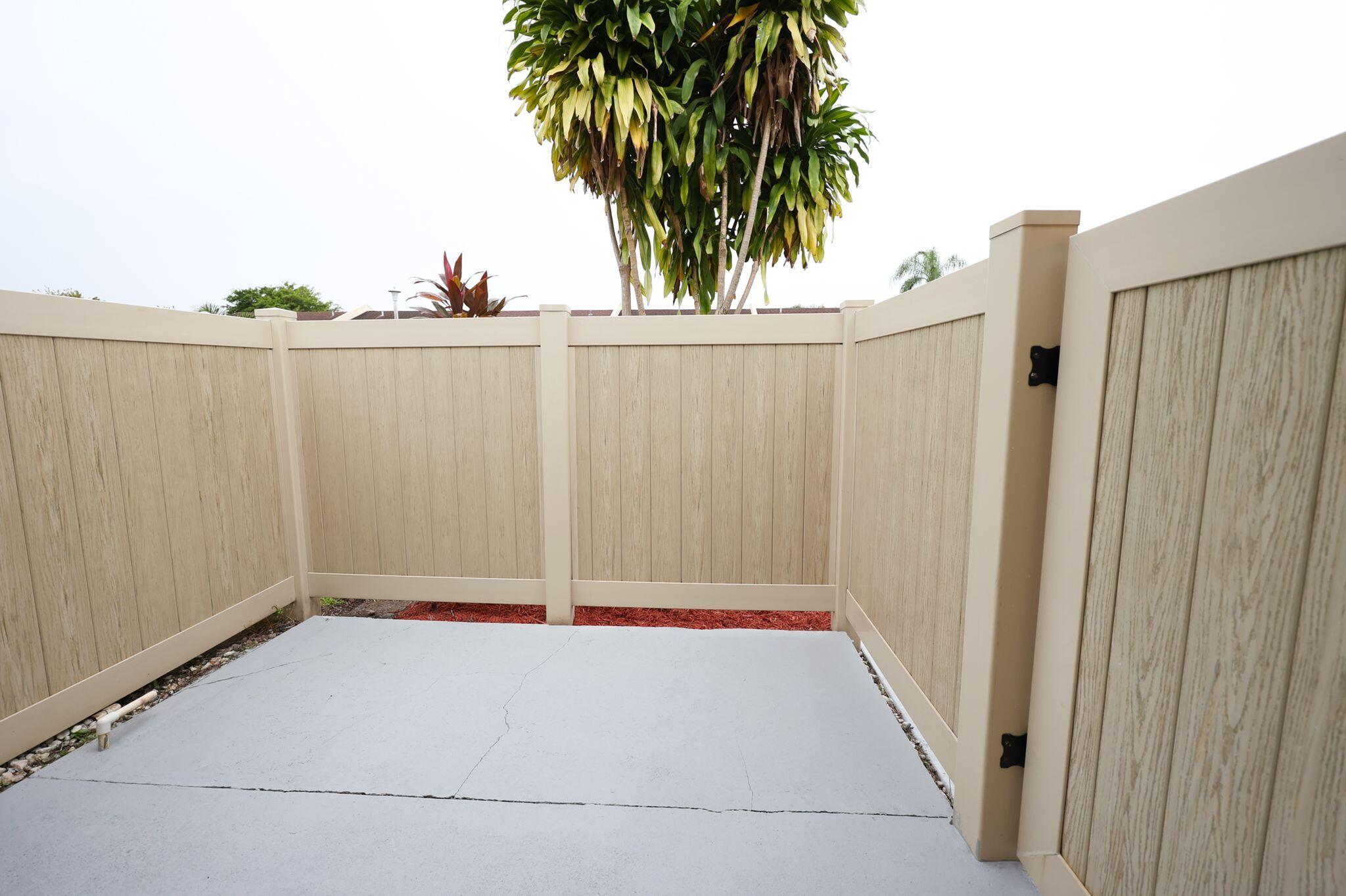 BOCA BEND - Residential Lease