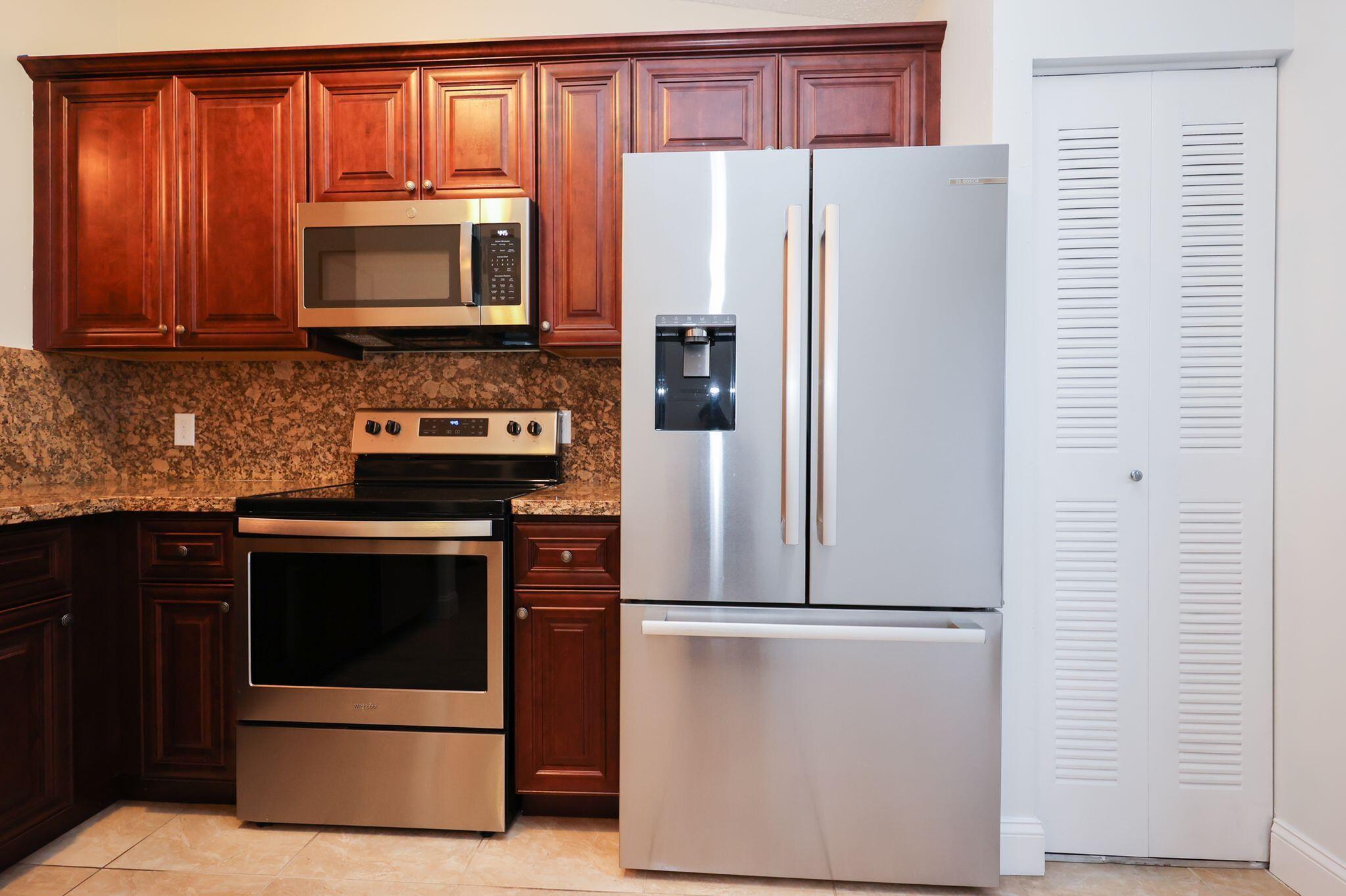 BOCA BEND - Residential Lease