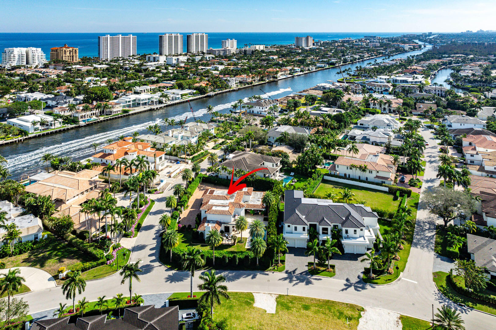 ROYAL PALM YACHT & COUNTRY CLUB - Residential