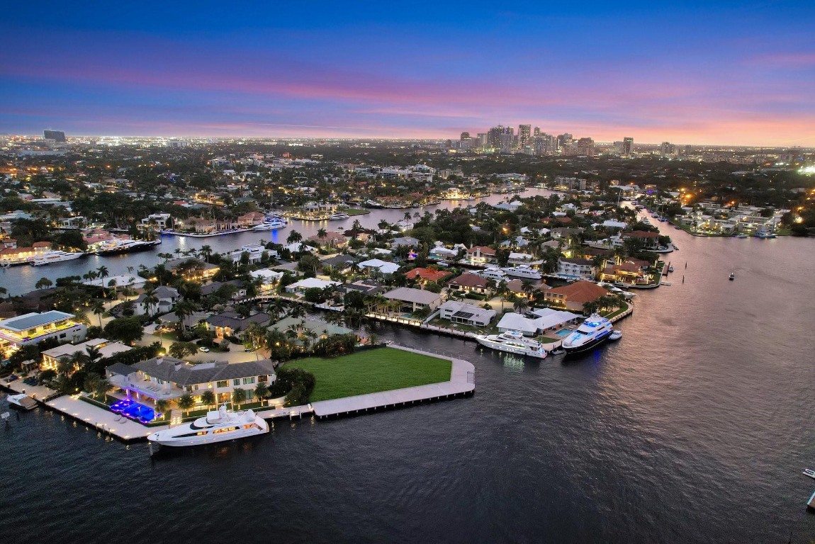 SUNRISE KEY - Land