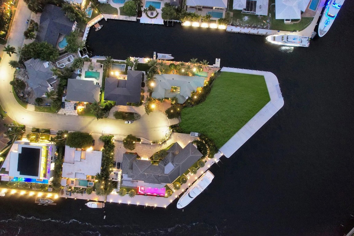 SUNRISE KEY - Land