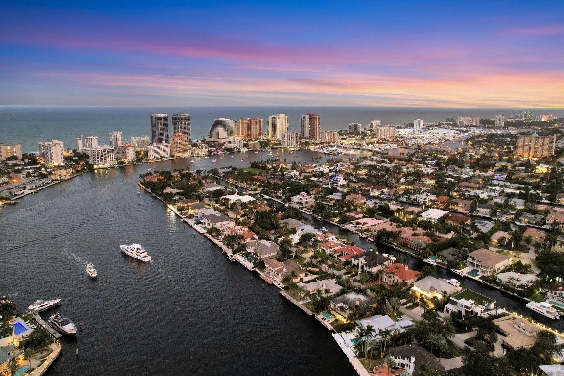 SUNRISE KEY - Land