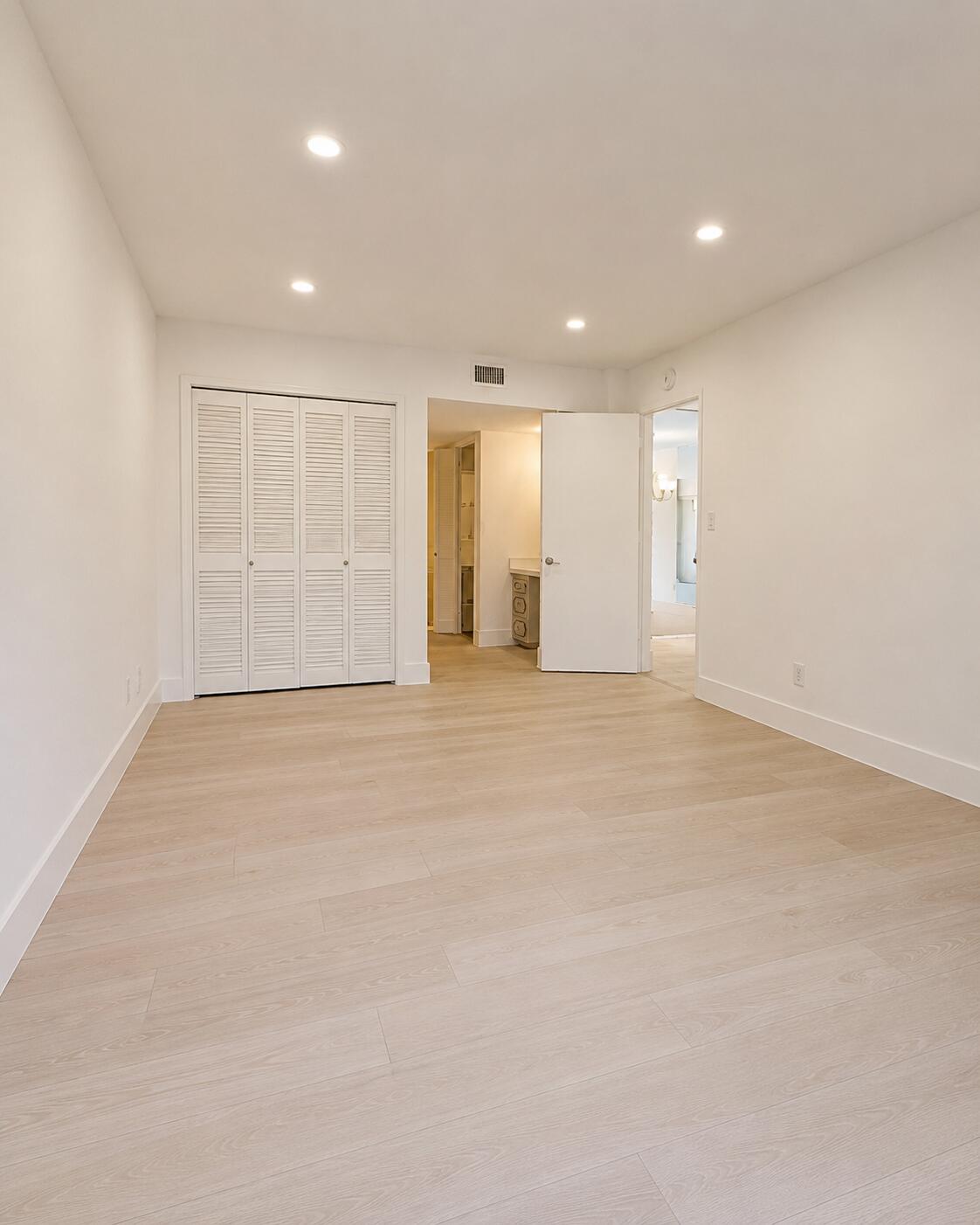 NO 3 PALM-AIRE COUNTRY CLUB - Residential
