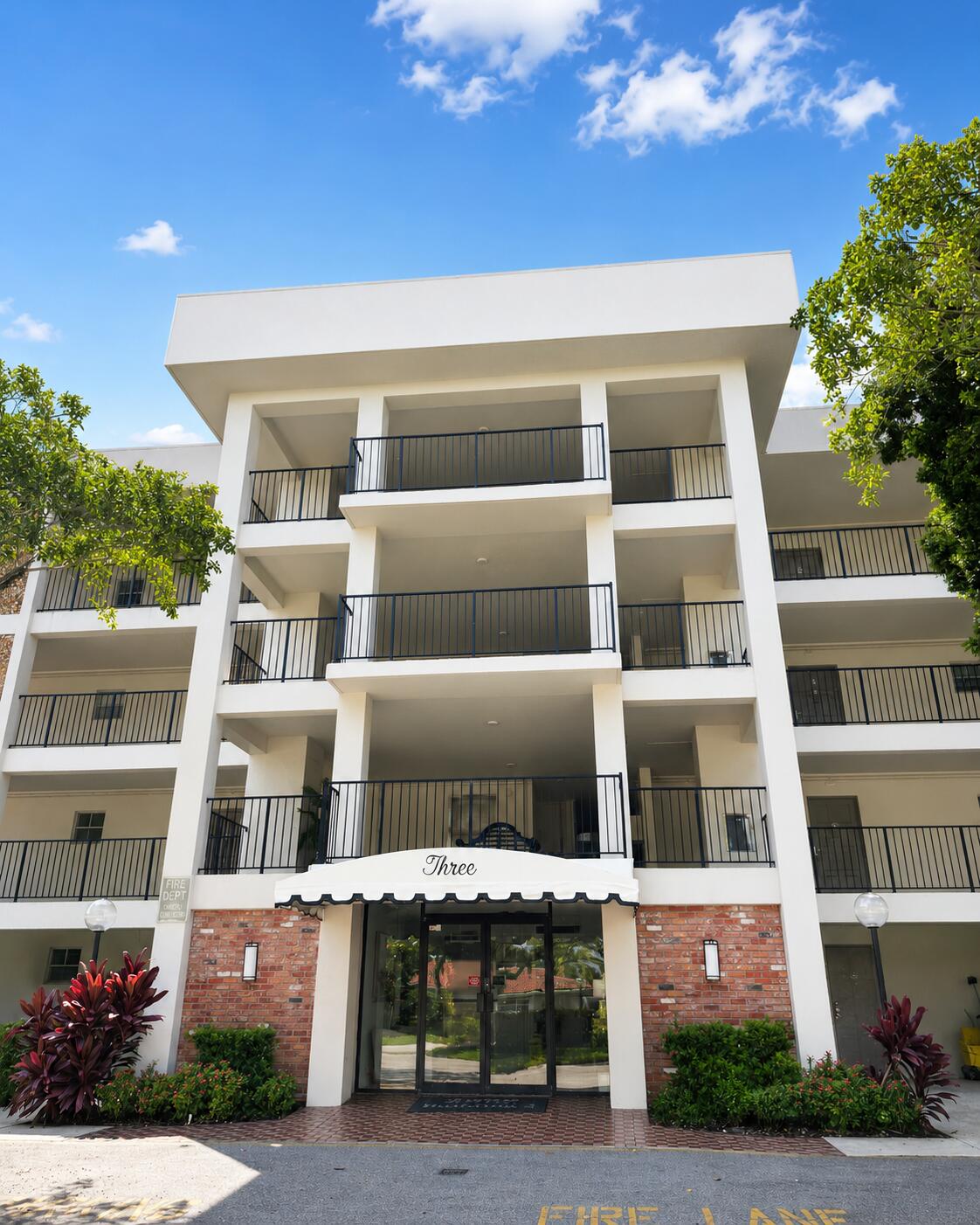 NO 3 PALM-AIRE COUNTRY CLUB - Residential