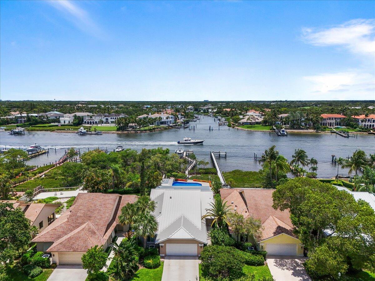 RIVER - Residential