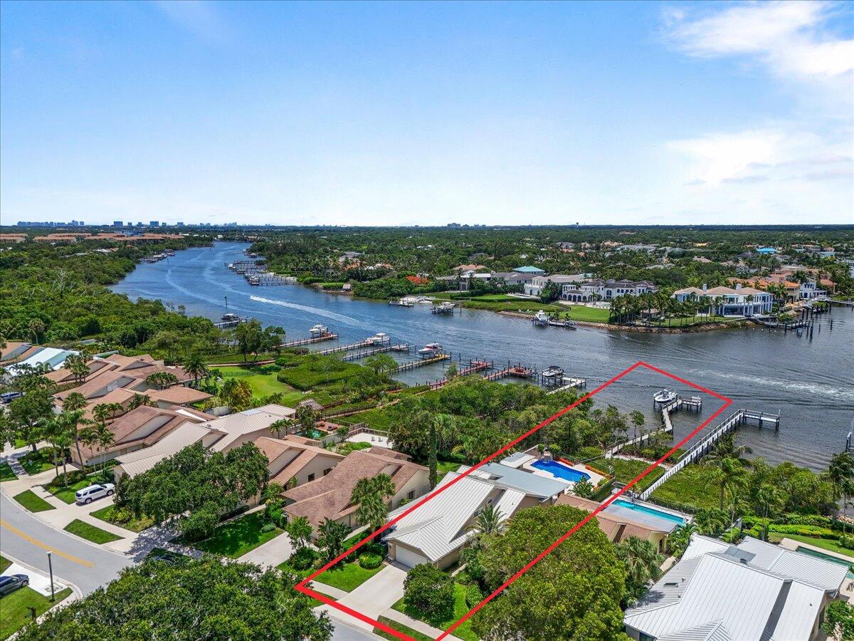 RIVER - Residential