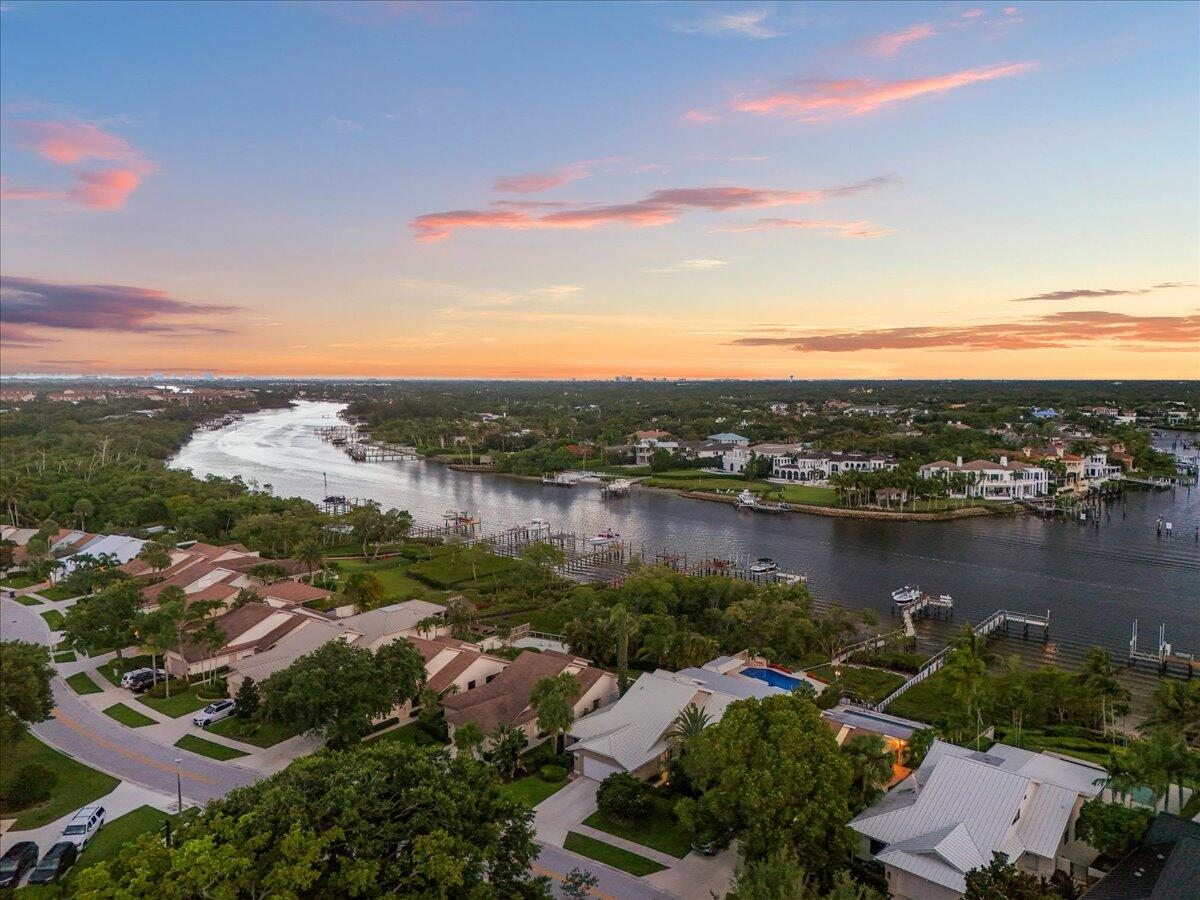 RIVER - Residential