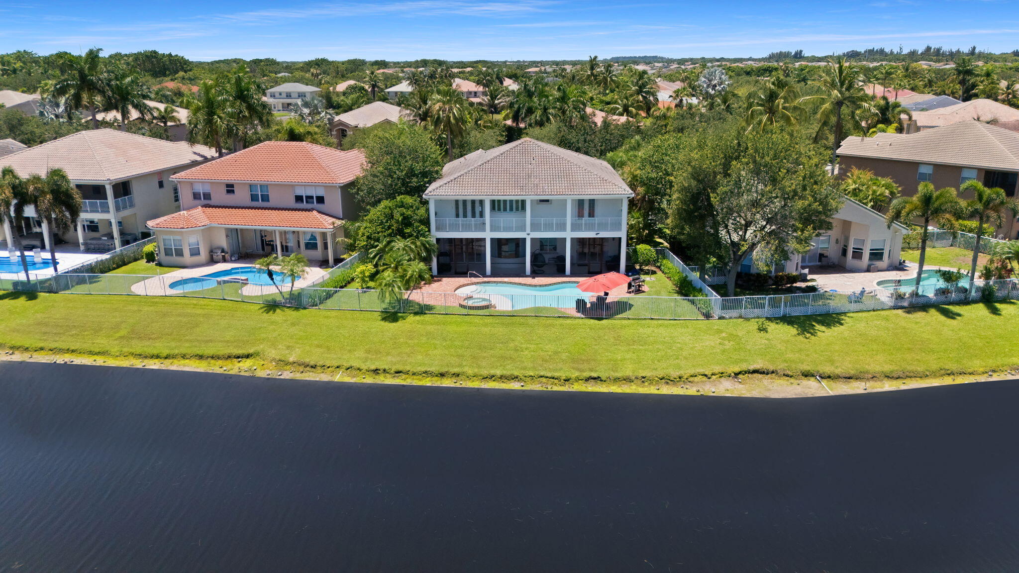 SATURNIA ISLES 1 - Residential