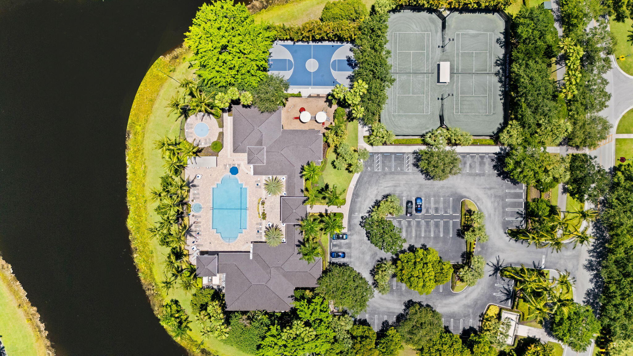 SATURNIA ISLES 1 - Residential