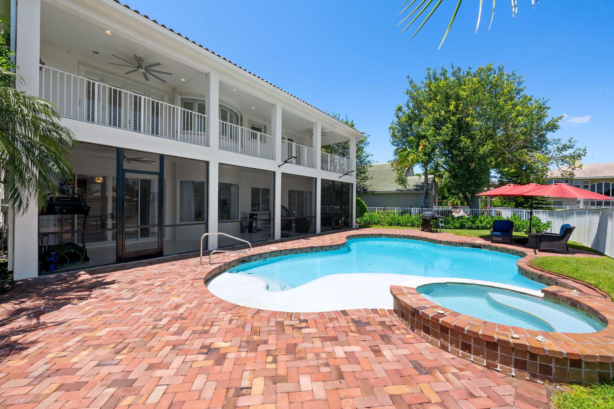 SATURNIA ISLES 1 - Residential