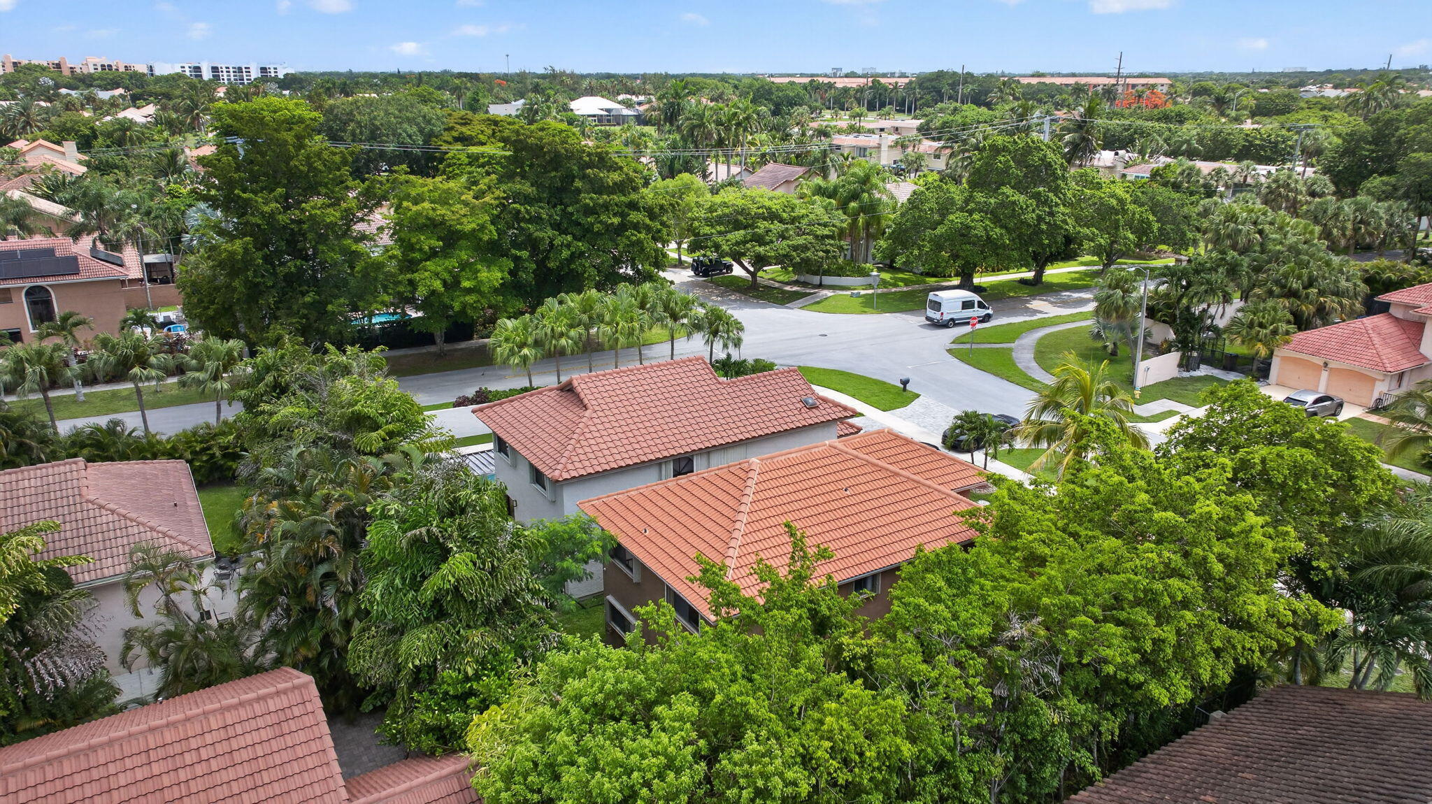 VILLAGES OF HILLSBORO - Residential Lease