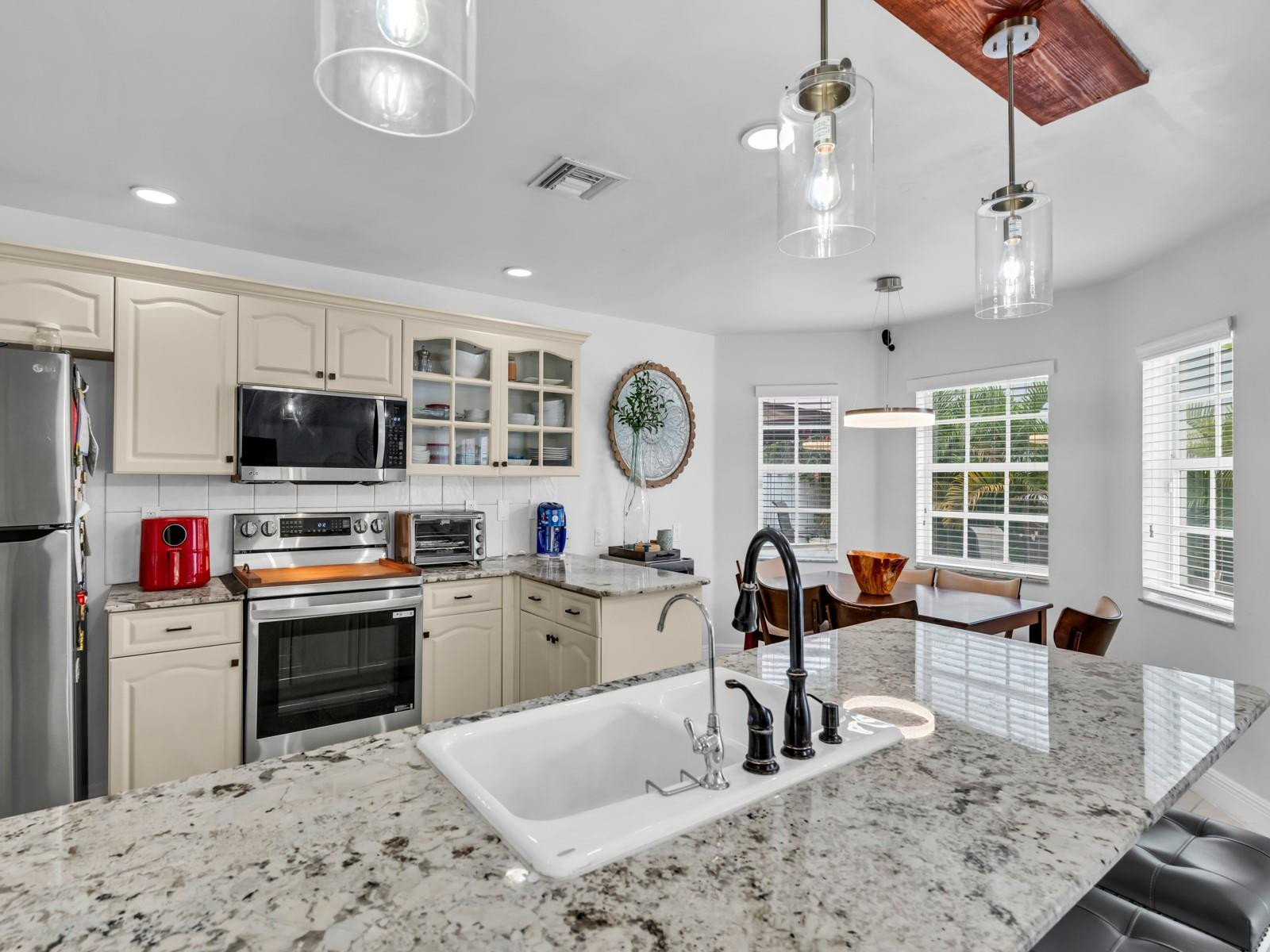 BONAVENTURE - Residential Lease