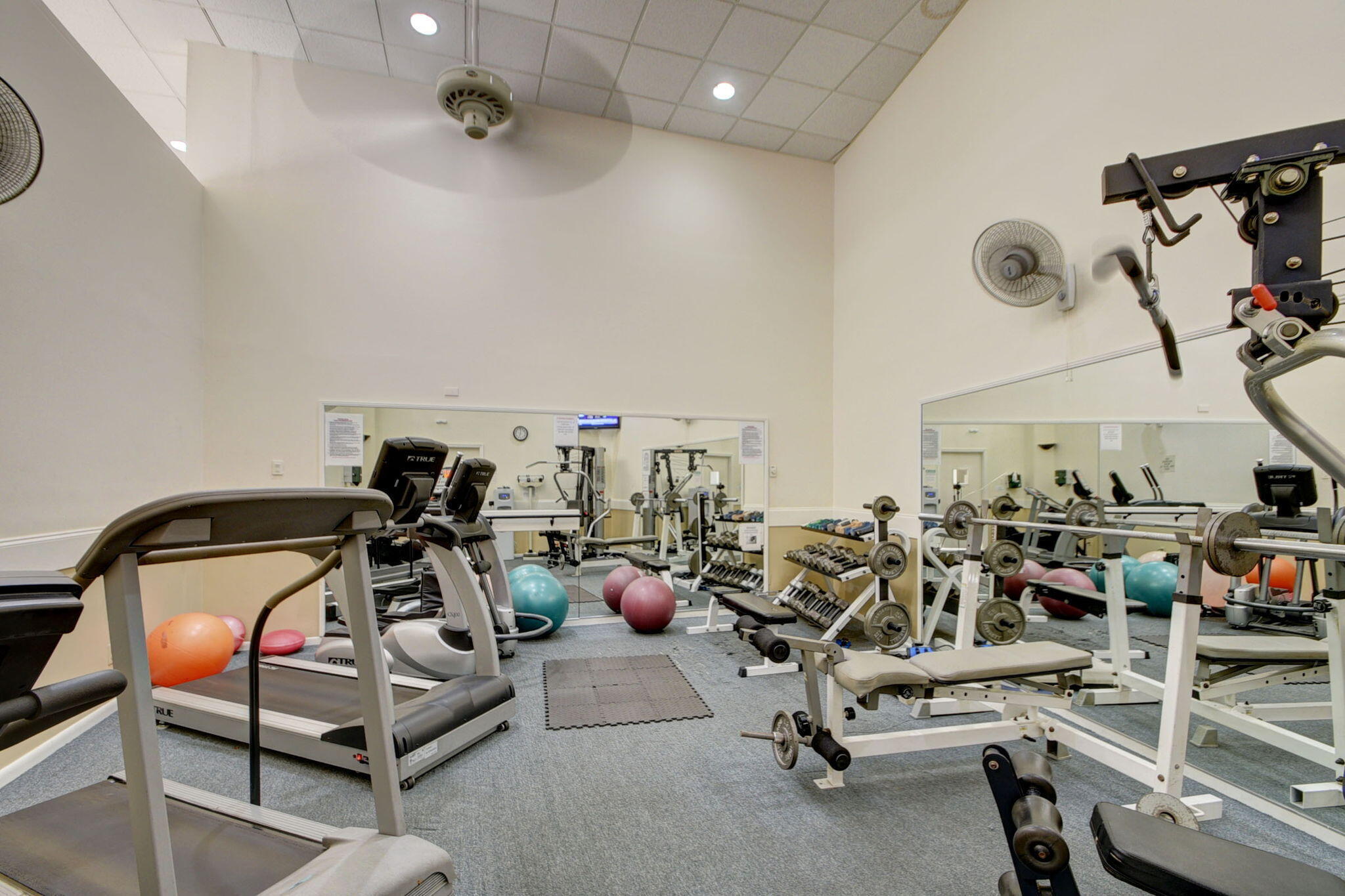 MAYFAIR HOUSE CONDO - Residential Lease