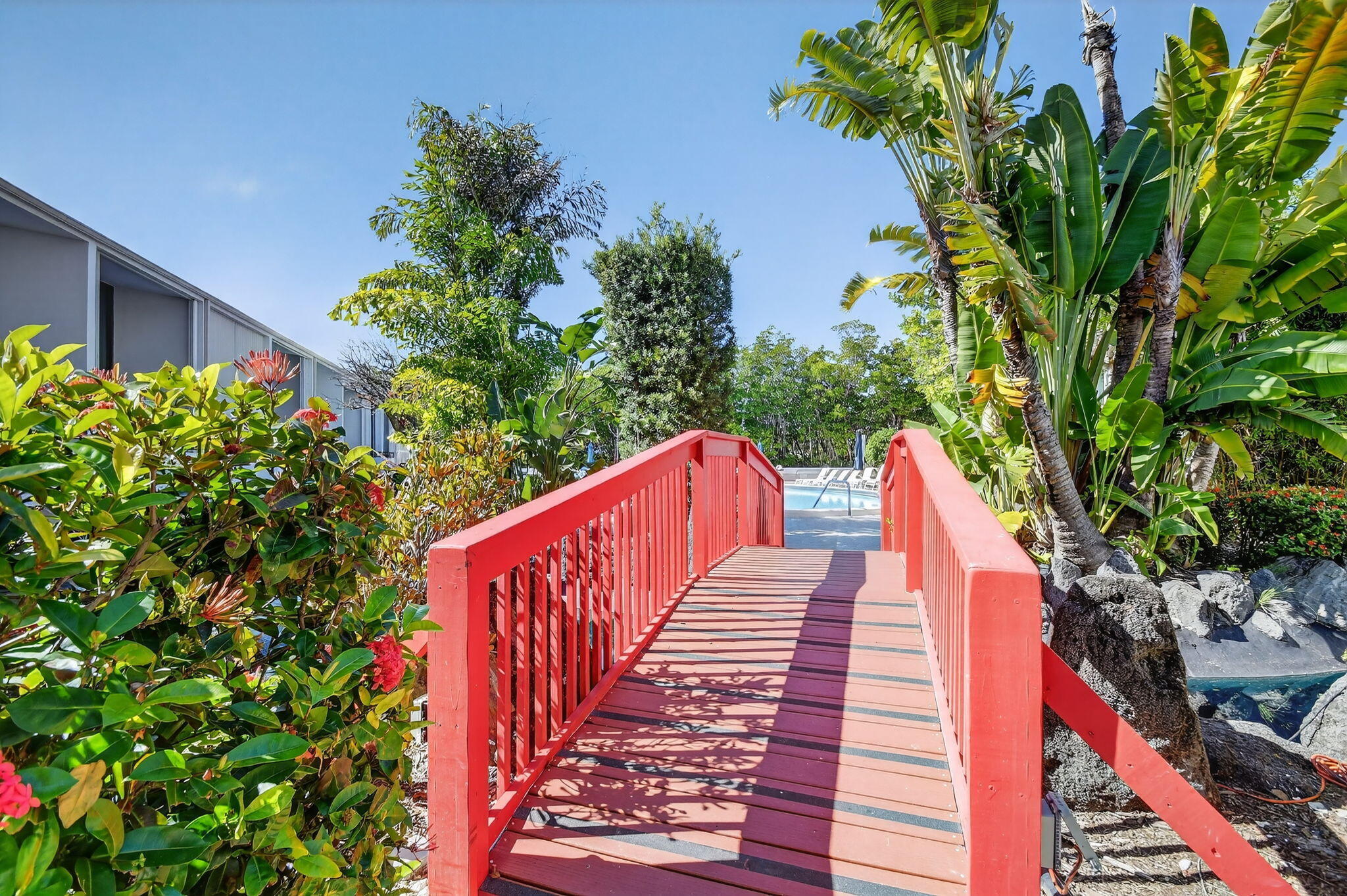 MAYFAIR HOUSE CONDO - Residential Lease