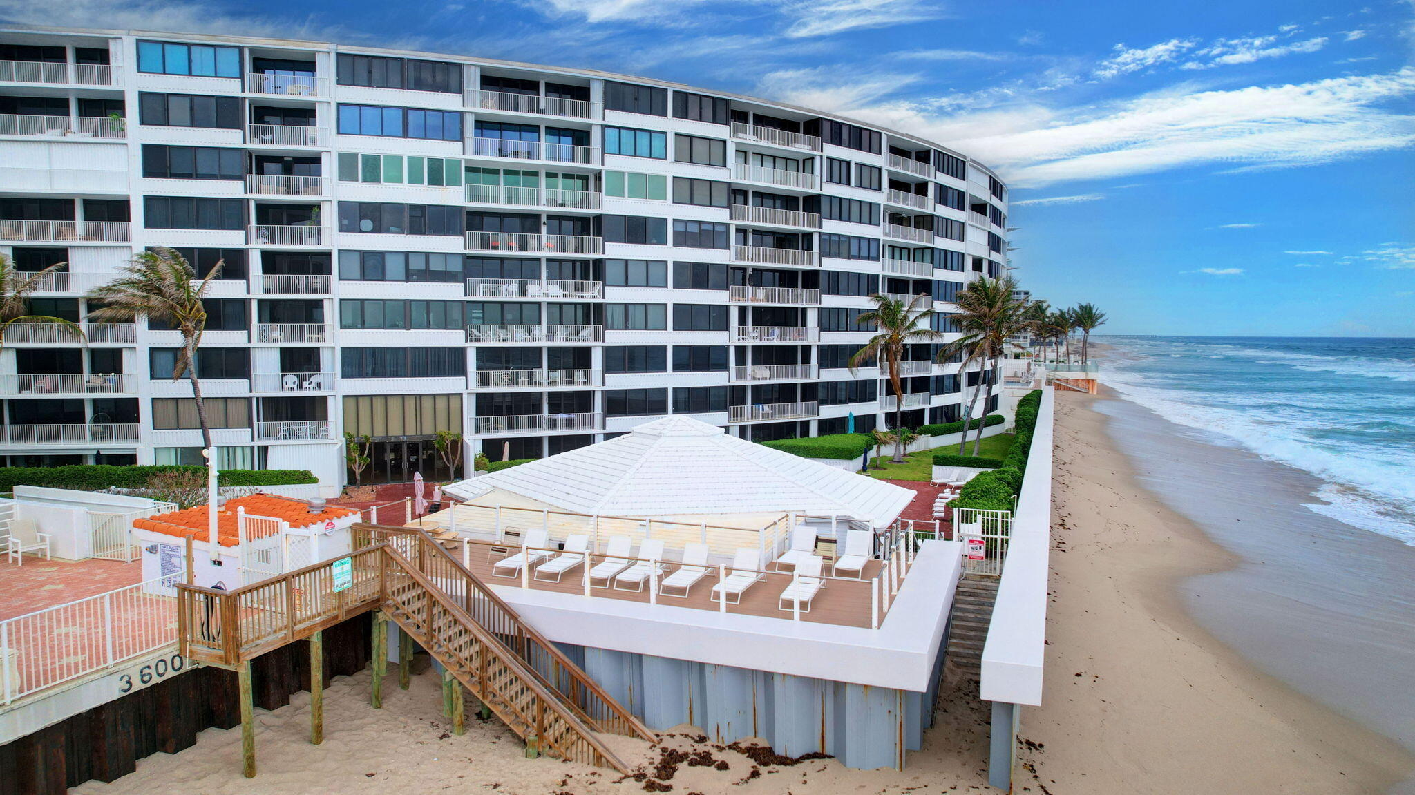 MAYFAIR HOUSE CONDO - Residential Lease