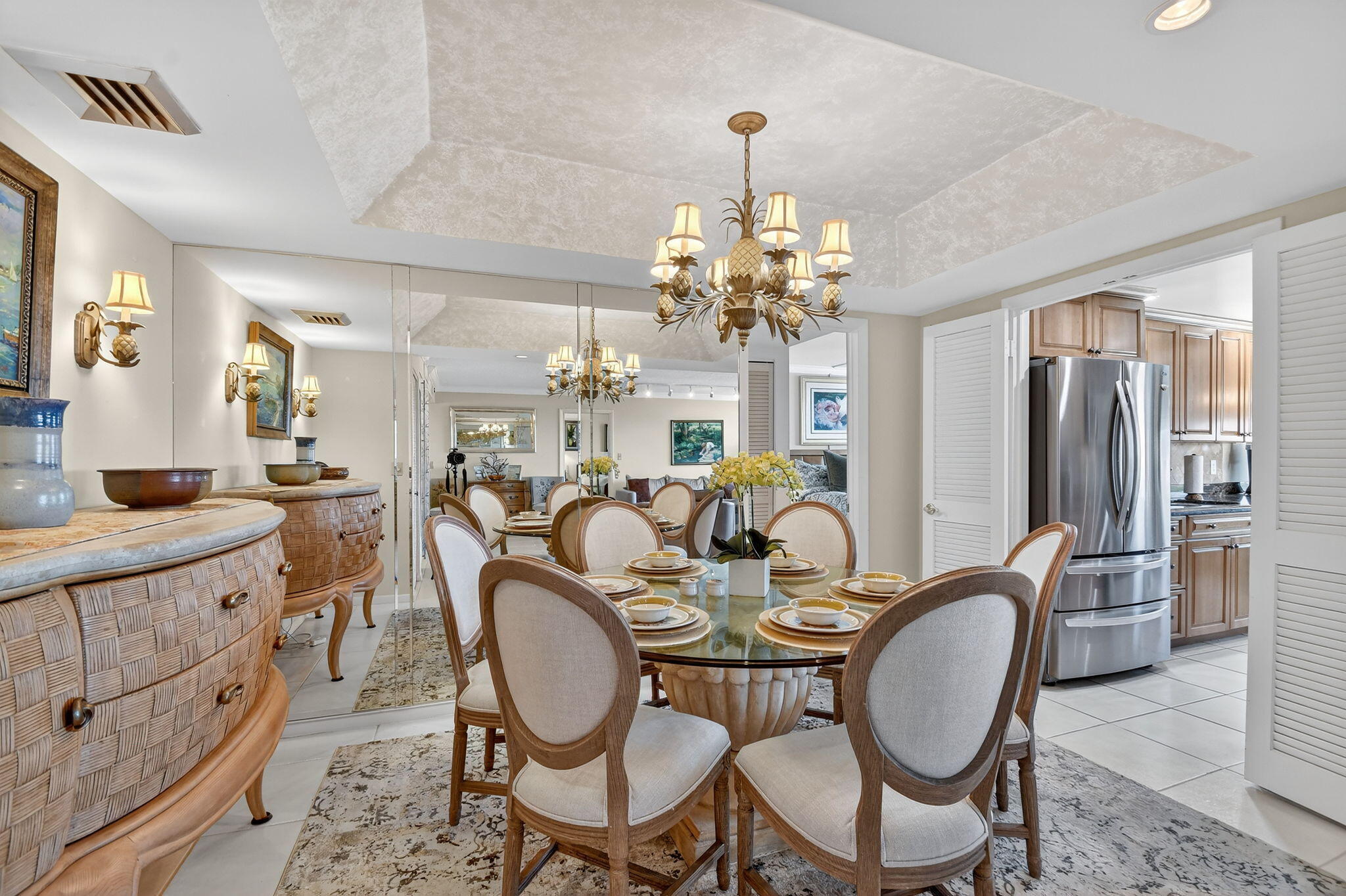MAYFAIR HOUSE CONDO - Residential Lease
