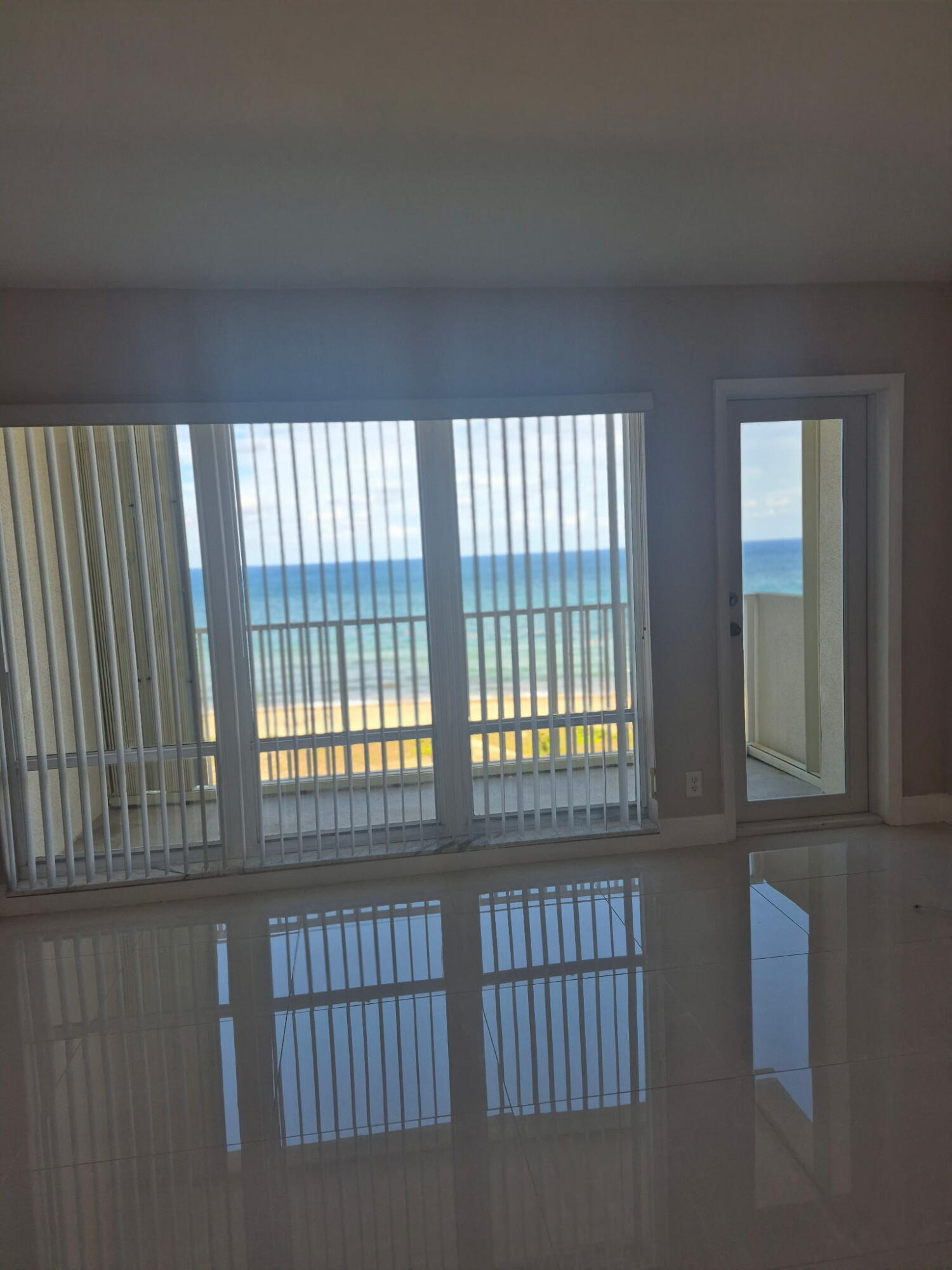 ADMIRALTY TOWERS CONDOMINIUM - Residential Lease