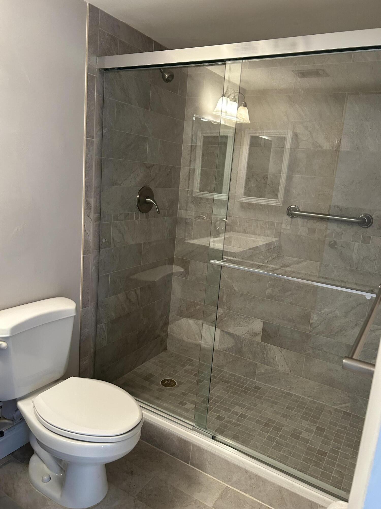 ADMIRALTY TOWERS CONDOMINIUM - Residential Lease