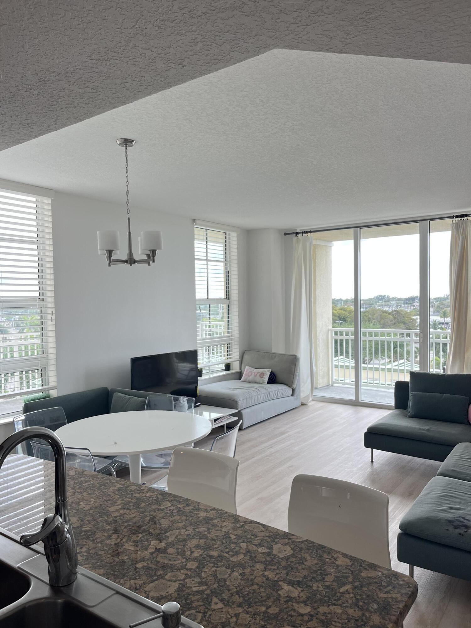Casa Costa - Residential