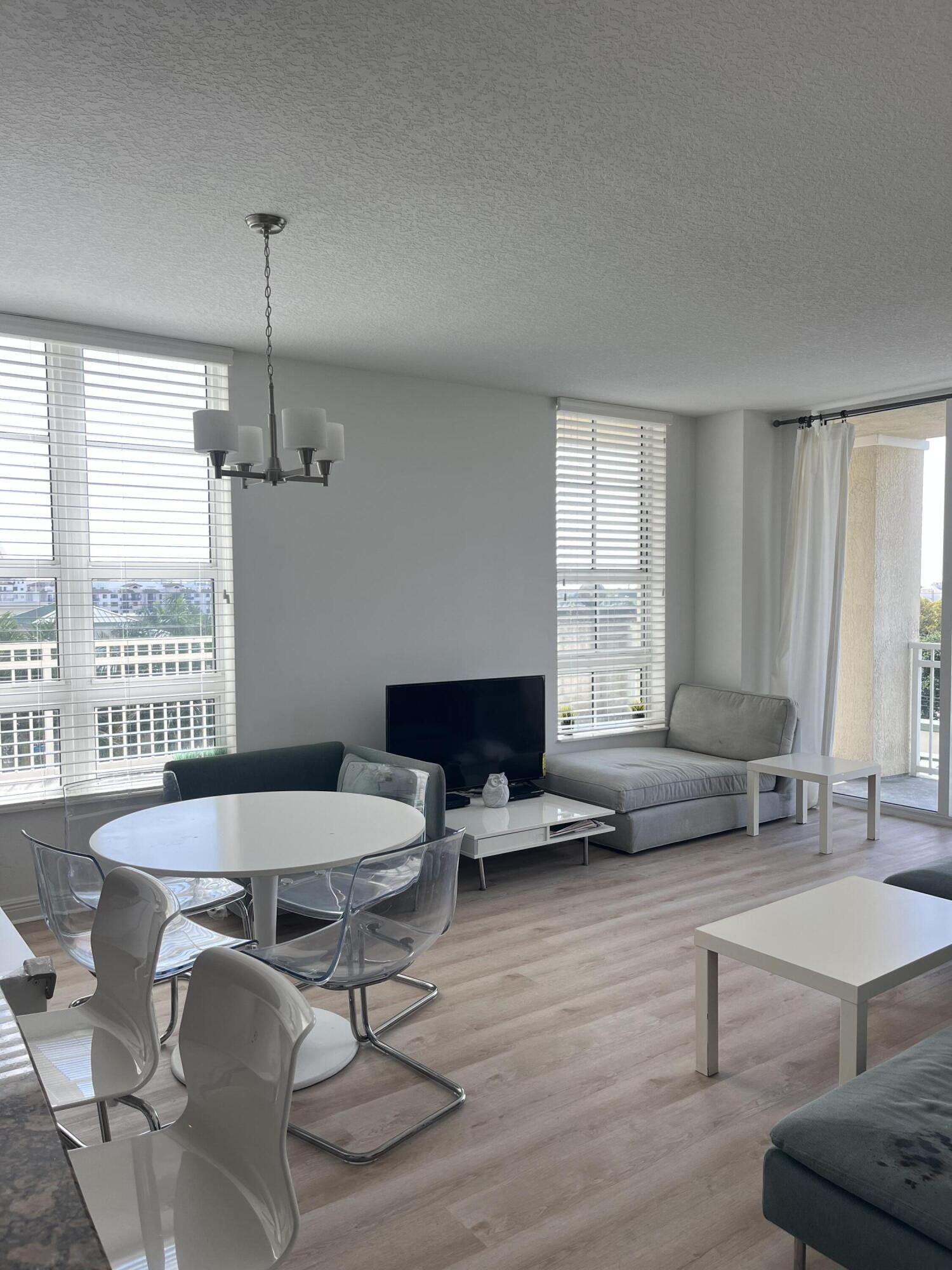 Casa Costa - Residential