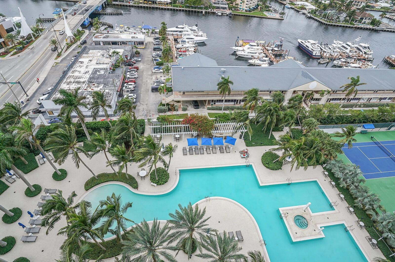 PLAZA AT OCEANSIDE (THE) CONDO - Residential