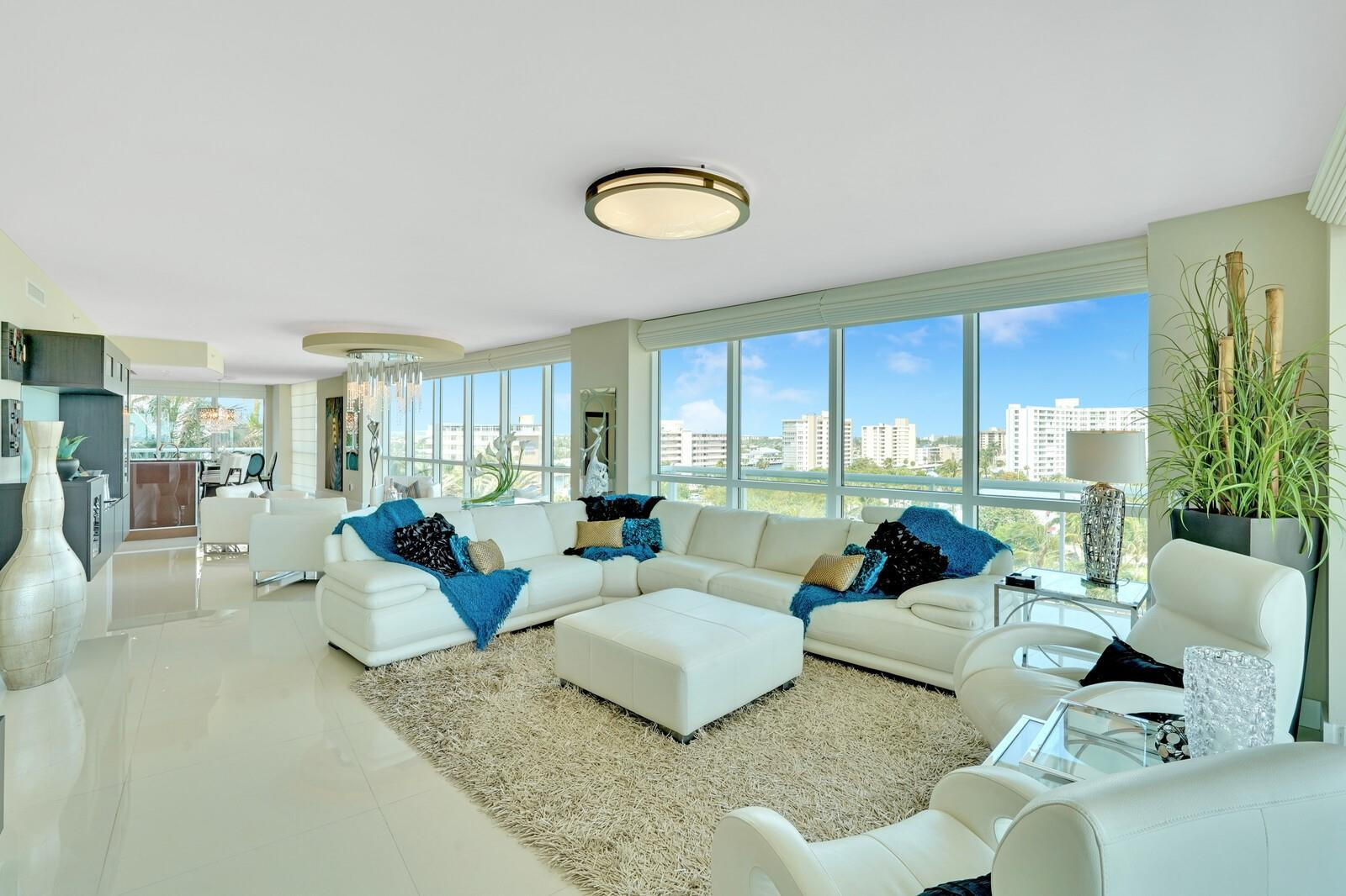 PLAZA AT OCEANSIDE (THE) CONDO - Residential