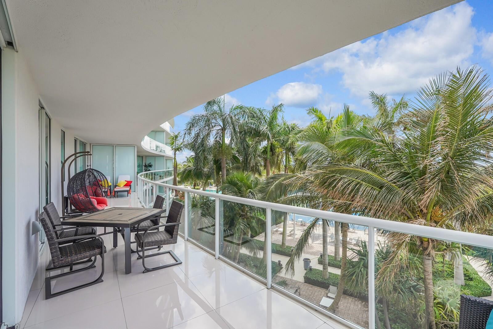 PLAZA AT OCEANSIDE (THE) CONDO - Residential