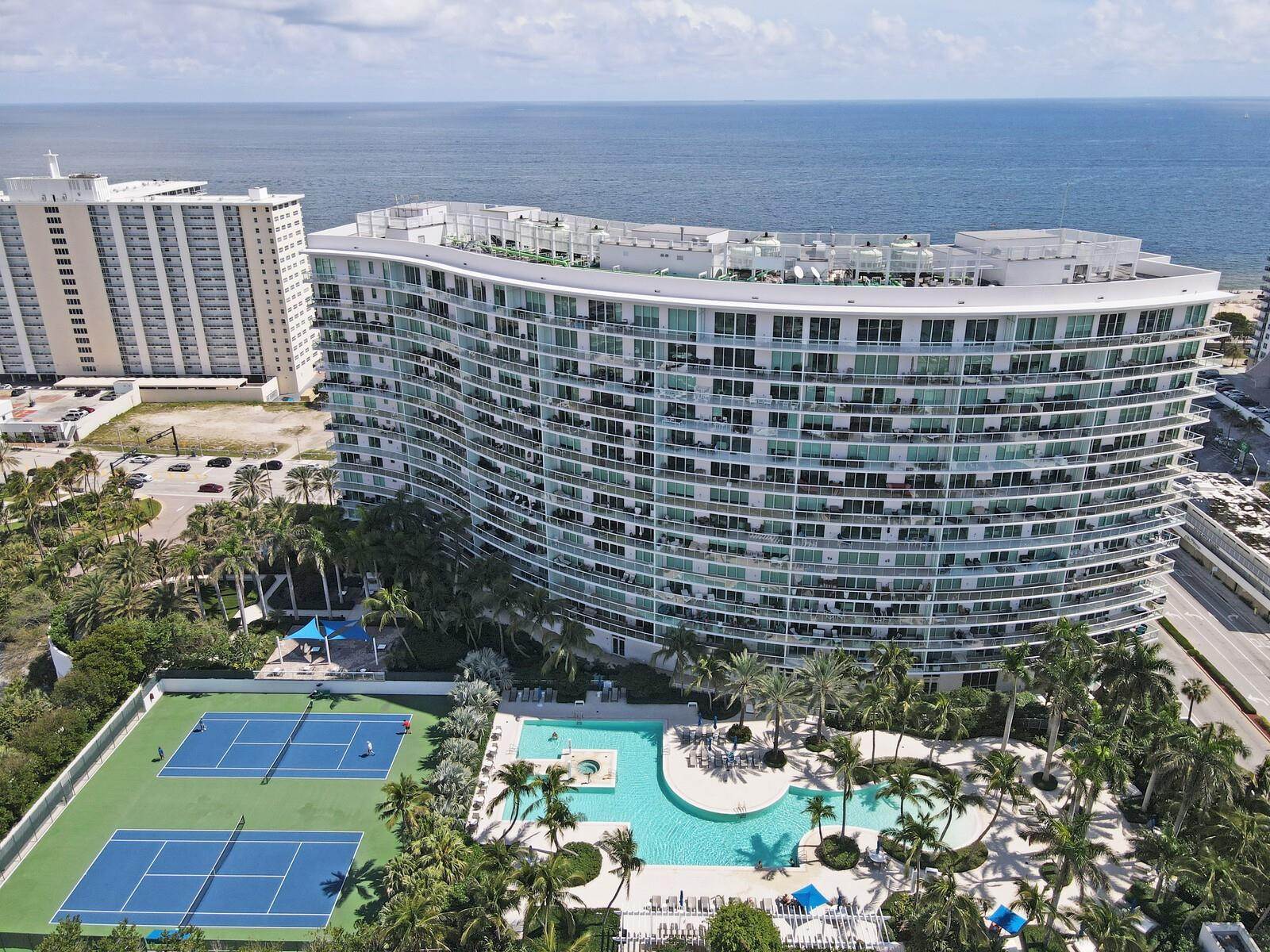 PLAZA AT OCEANSIDE (THE) CONDO - Residential