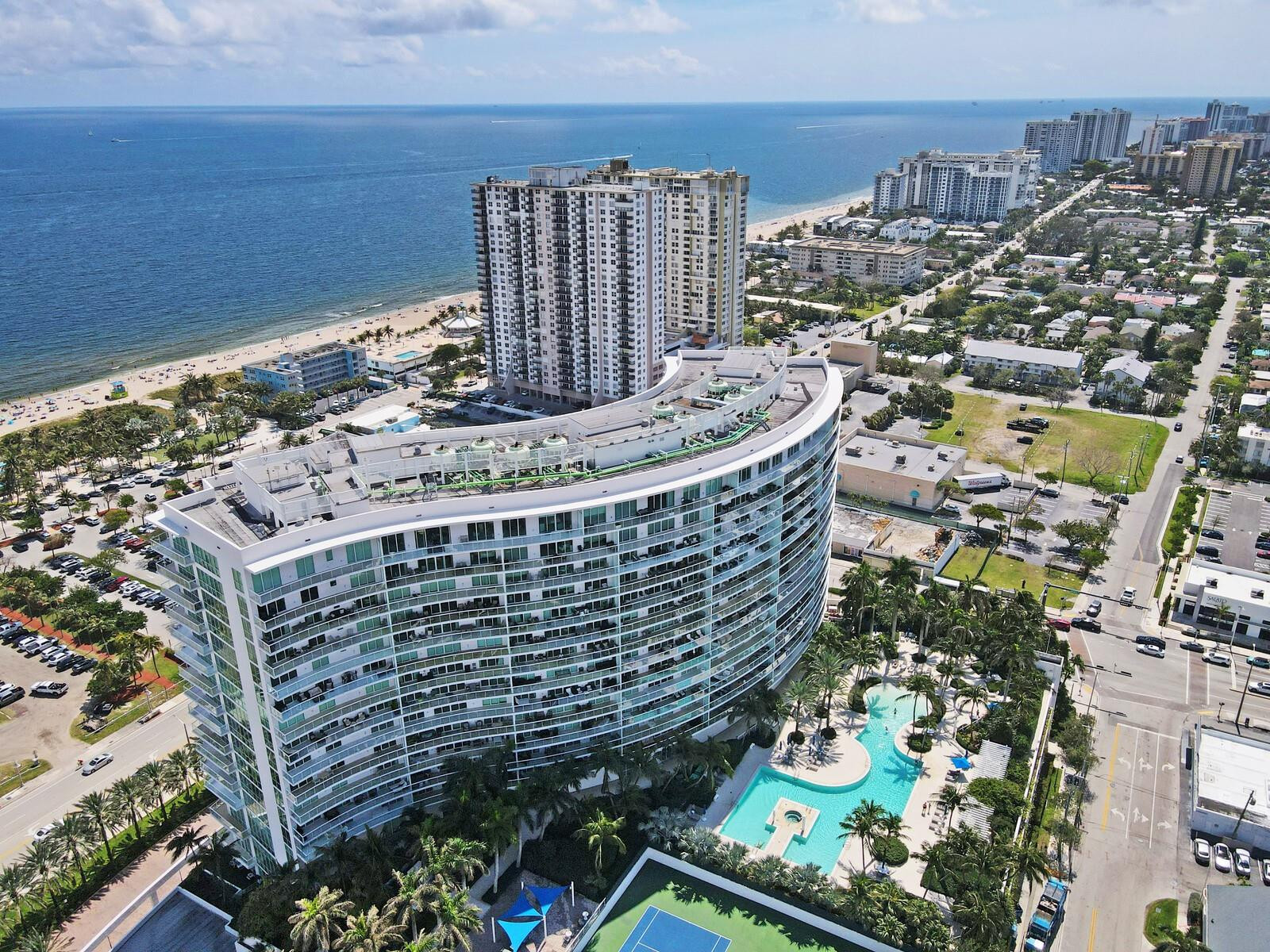 PLAZA AT OCEANSIDE (THE) CONDO - Residential