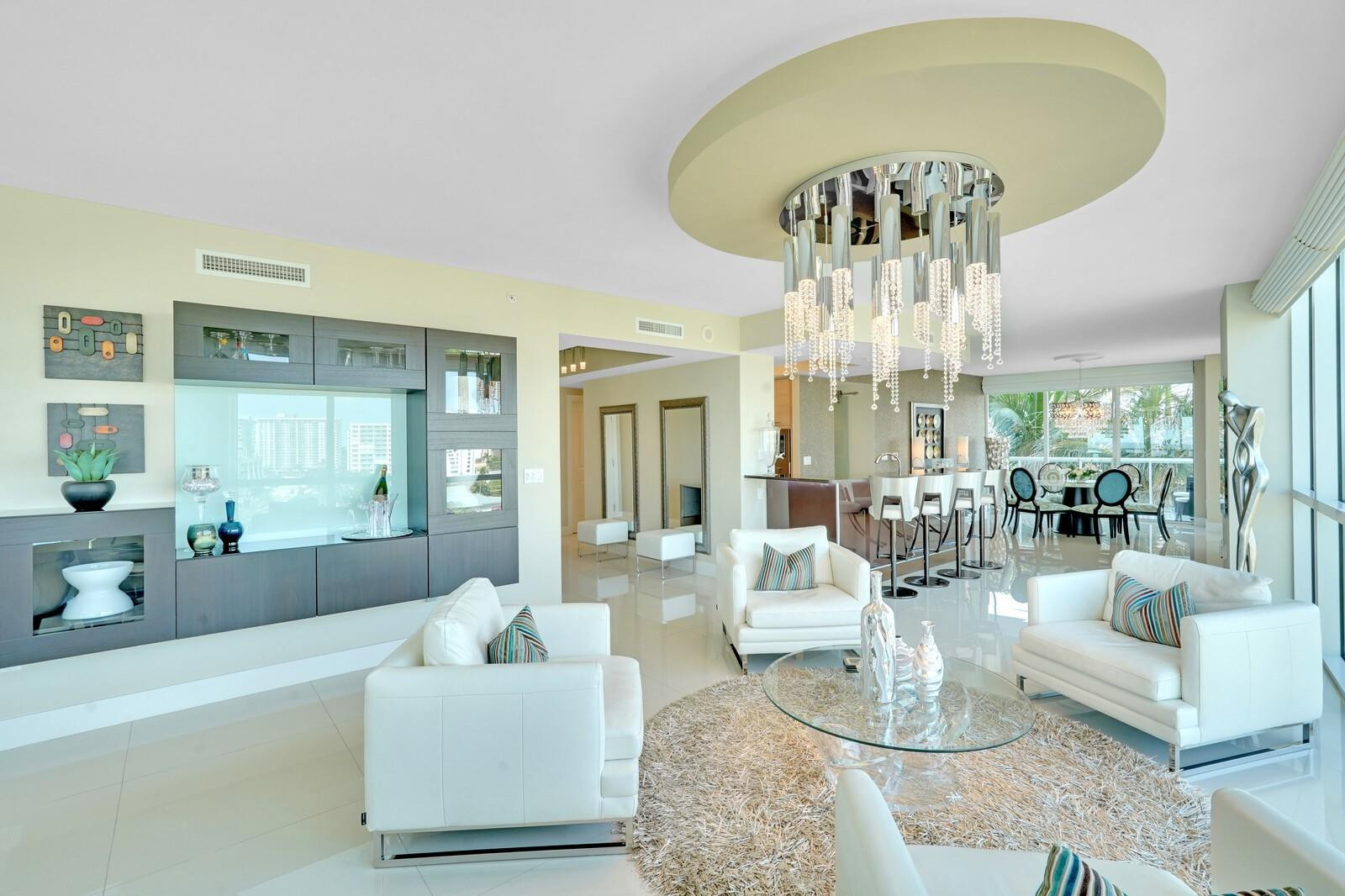 PLAZA AT OCEANSIDE (THE) CONDO - Residential