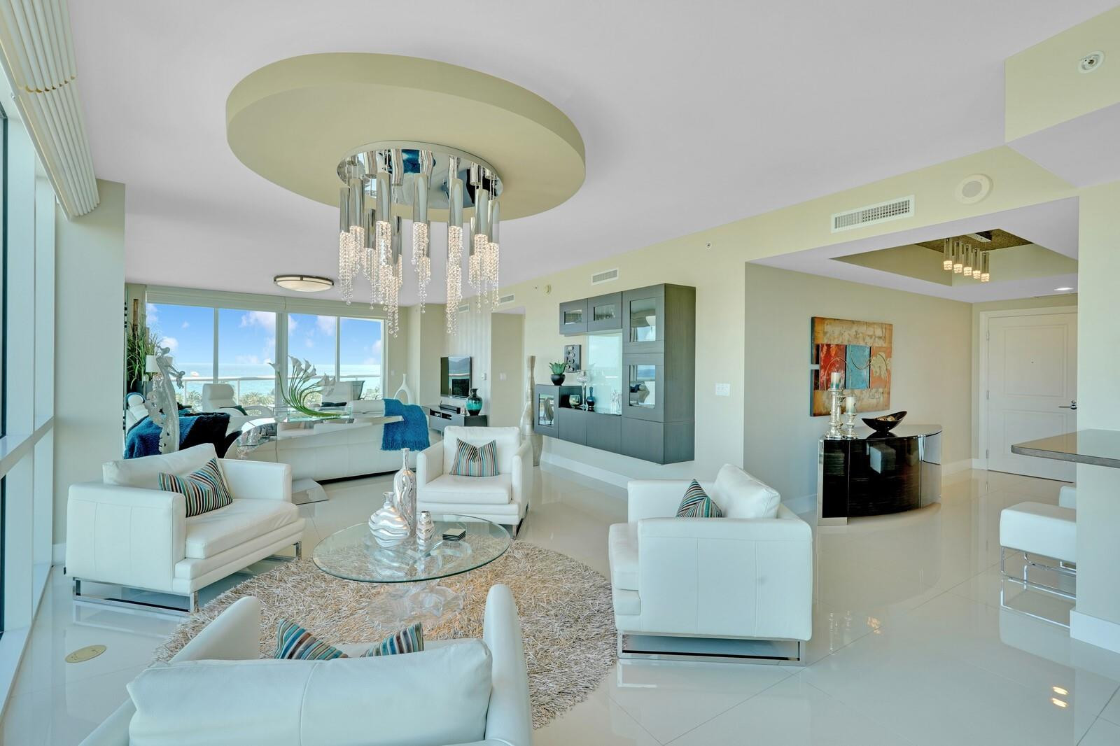 PLAZA AT OCEANSIDE (THE) CONDO - Residential