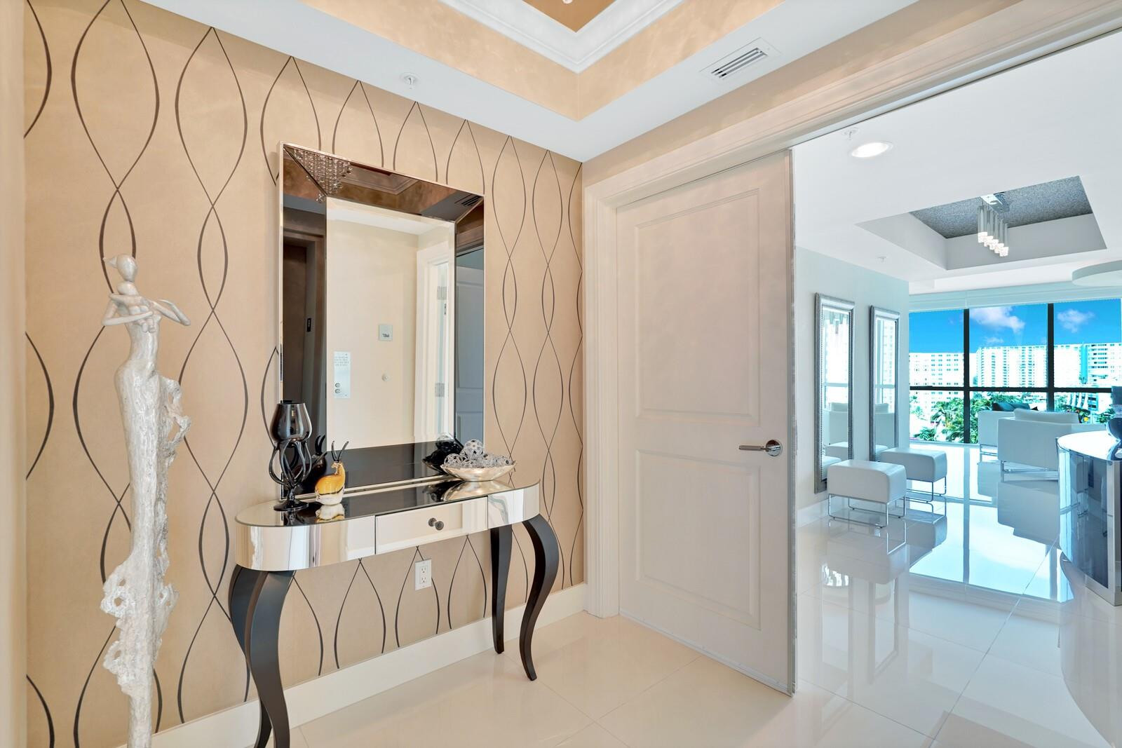 PLAZA AT OCEANSIDE (THE) CONDO - Residential
