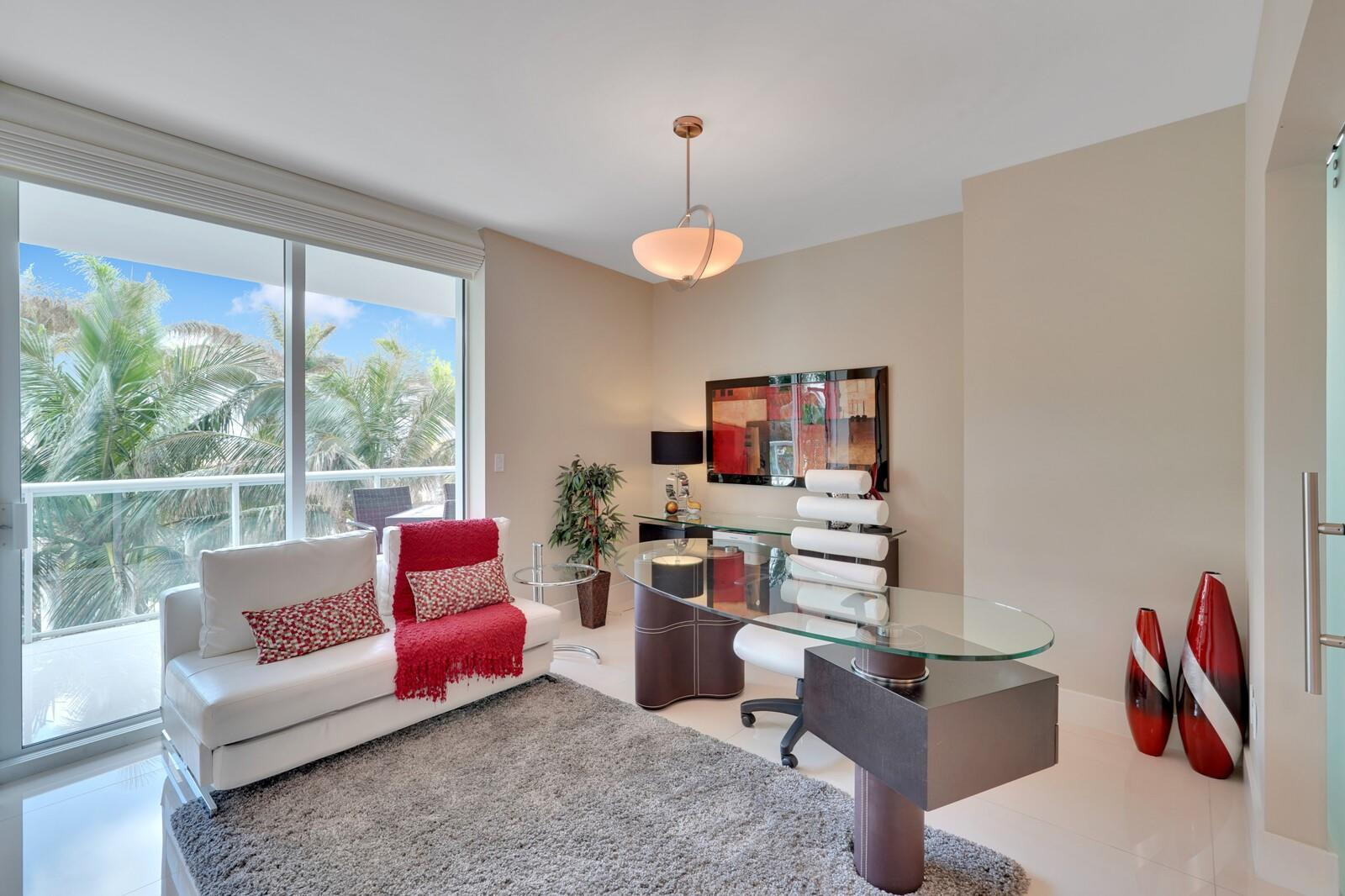 PLAZA AT OCEANSIDE (THE) CONDO - Residential