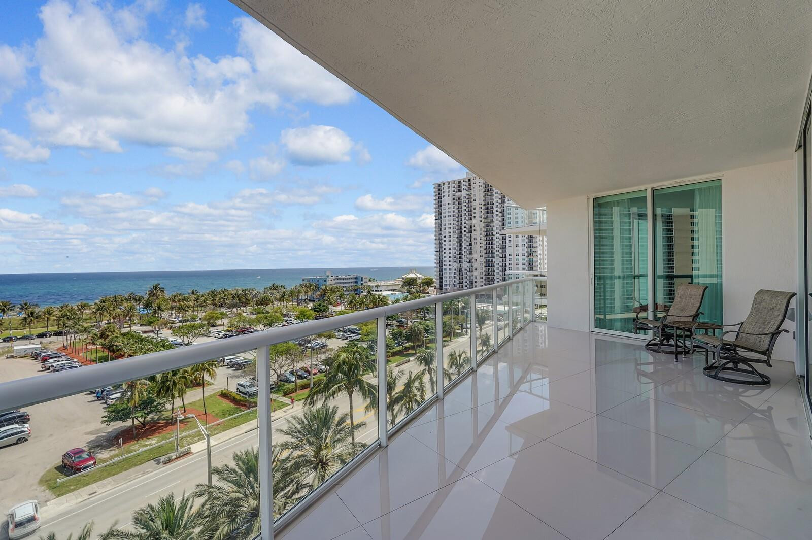 PLAZA AT OCEANSIDE (THE) CONDO - Residential