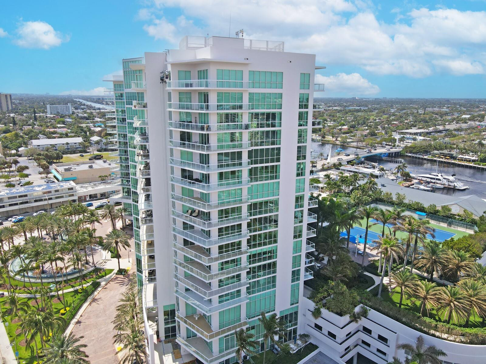 PLAZA AT OCEANSIDE (THE) CONDO - Residential