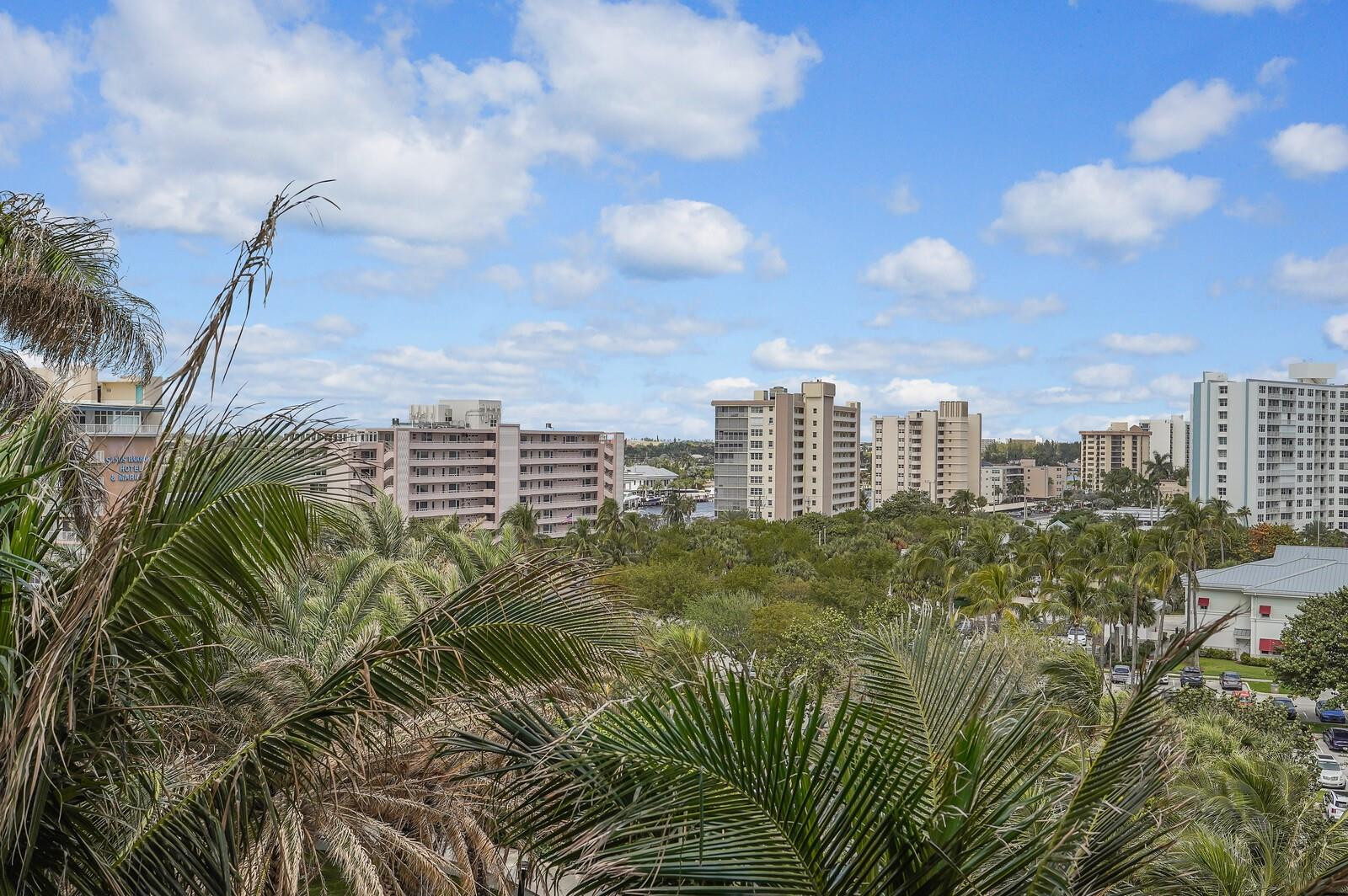 PLAZA AT OCEANSIDE (THE) CONDO - Residential