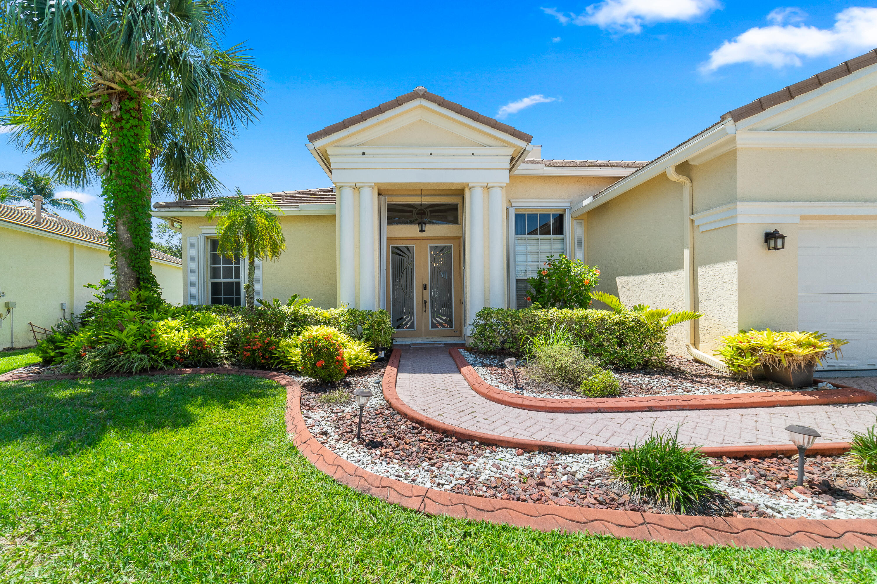 LAKEFOREST AT ST LUCIE WEST PHASE 1 - Residential