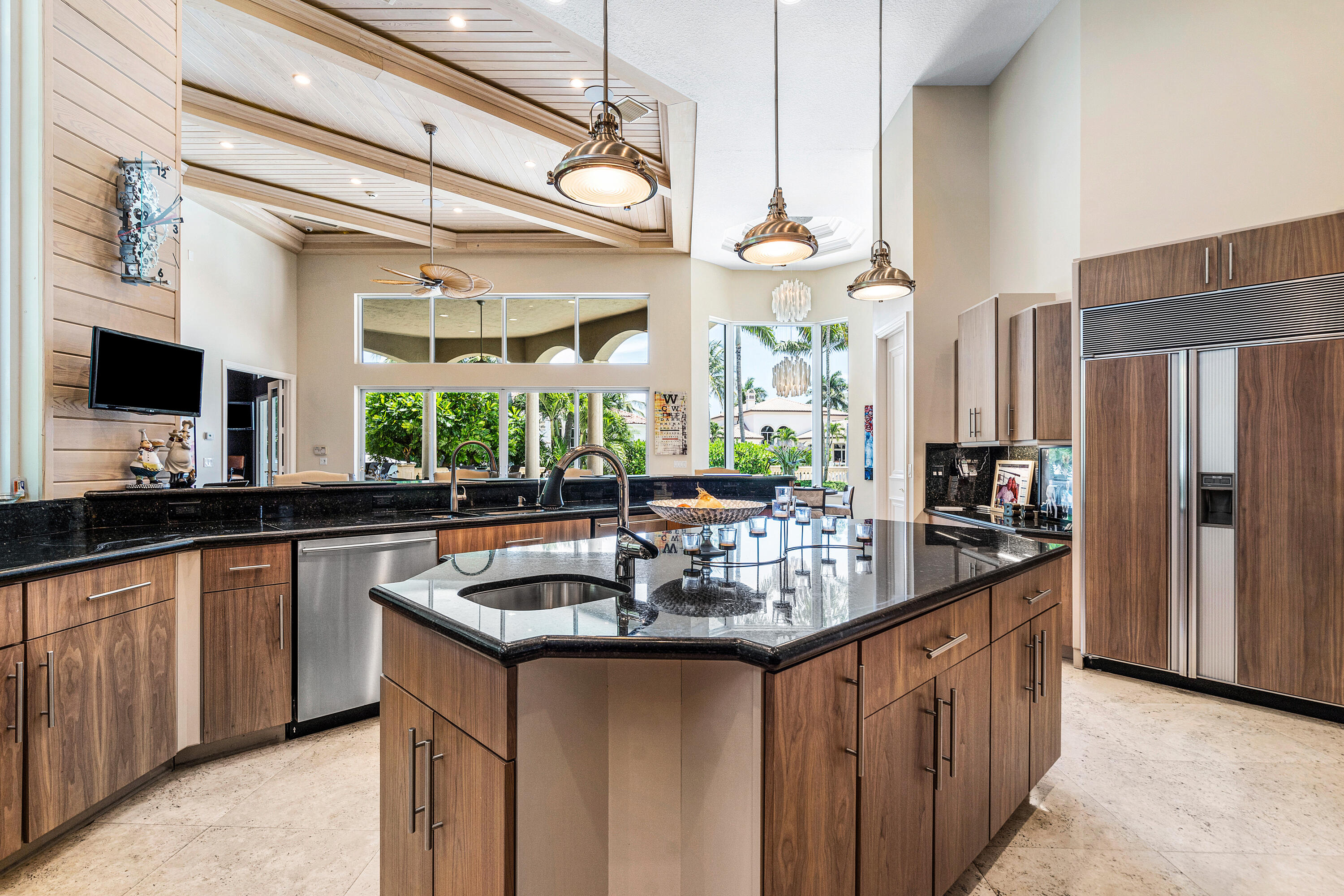 HARBOUR ISLES - Residential