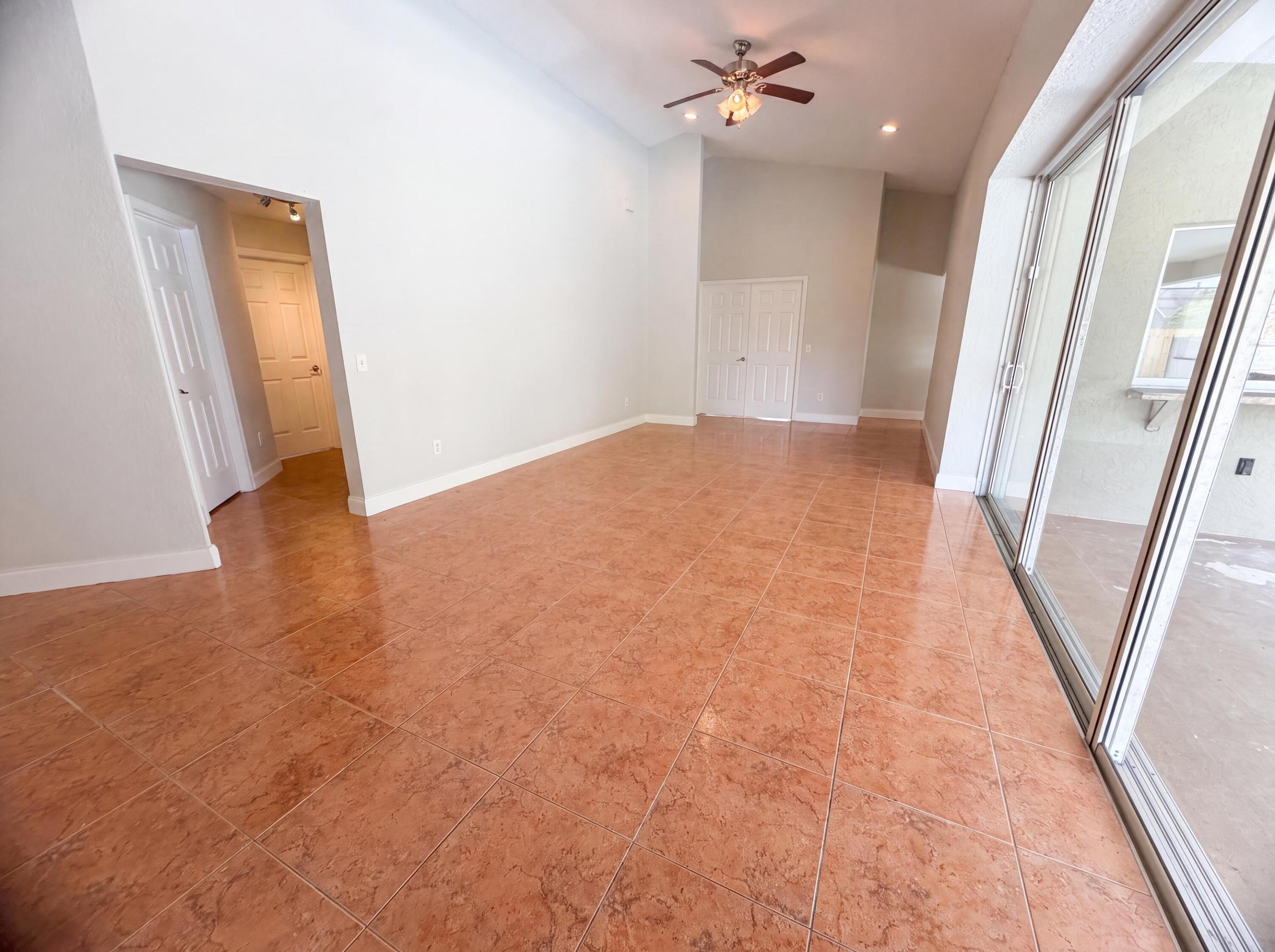 PORT ST LUCIE SECTION 3 - Residential