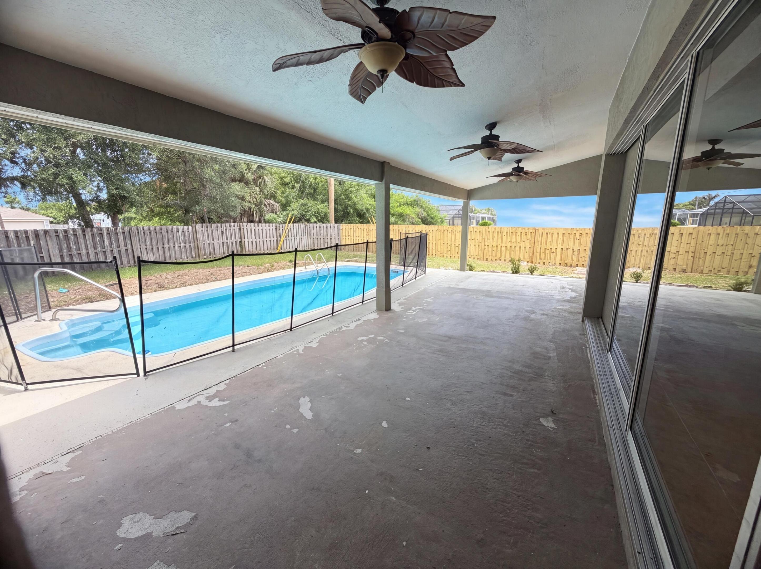 PORT ST LUCIE SECTION 3 - Residential