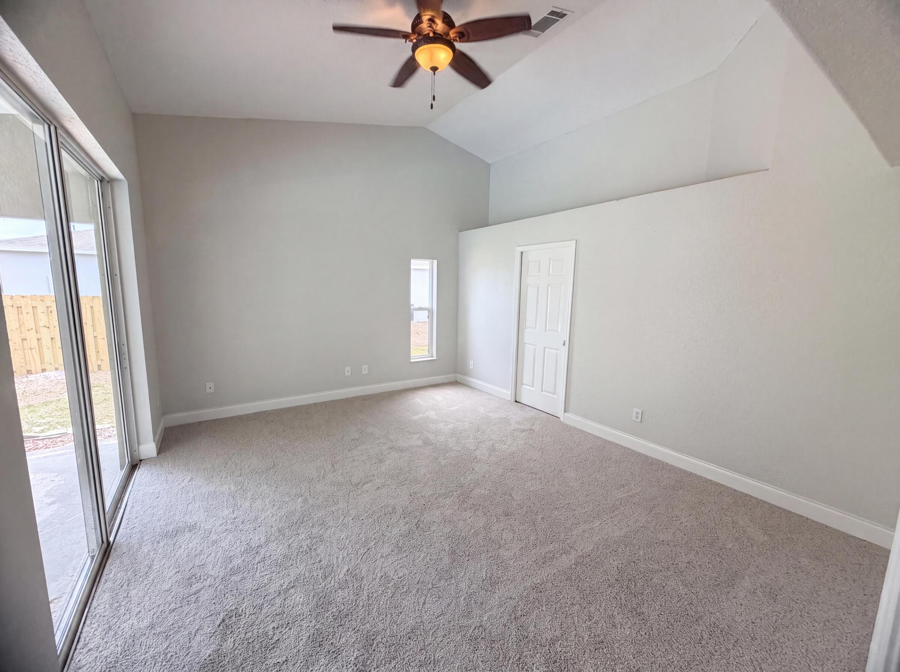 PORT ST LUCIE SECTION 3 - Residential